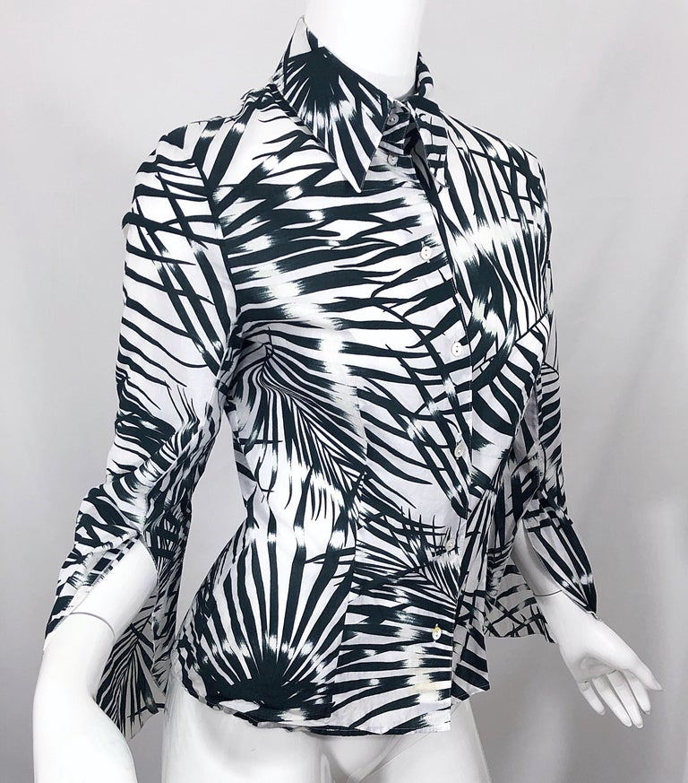 1990s Valentino Black and White Palm Print Cotton Long Bell Sleeve Shirt Blouse For Sale 2