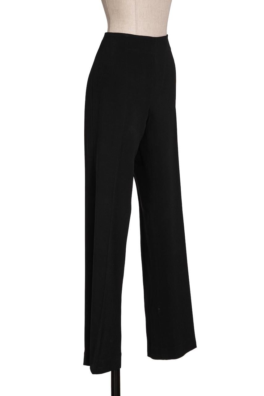 Giacca e pantaloni neri di Valentino degli anni '90 o abito a pantalone in vendita 7