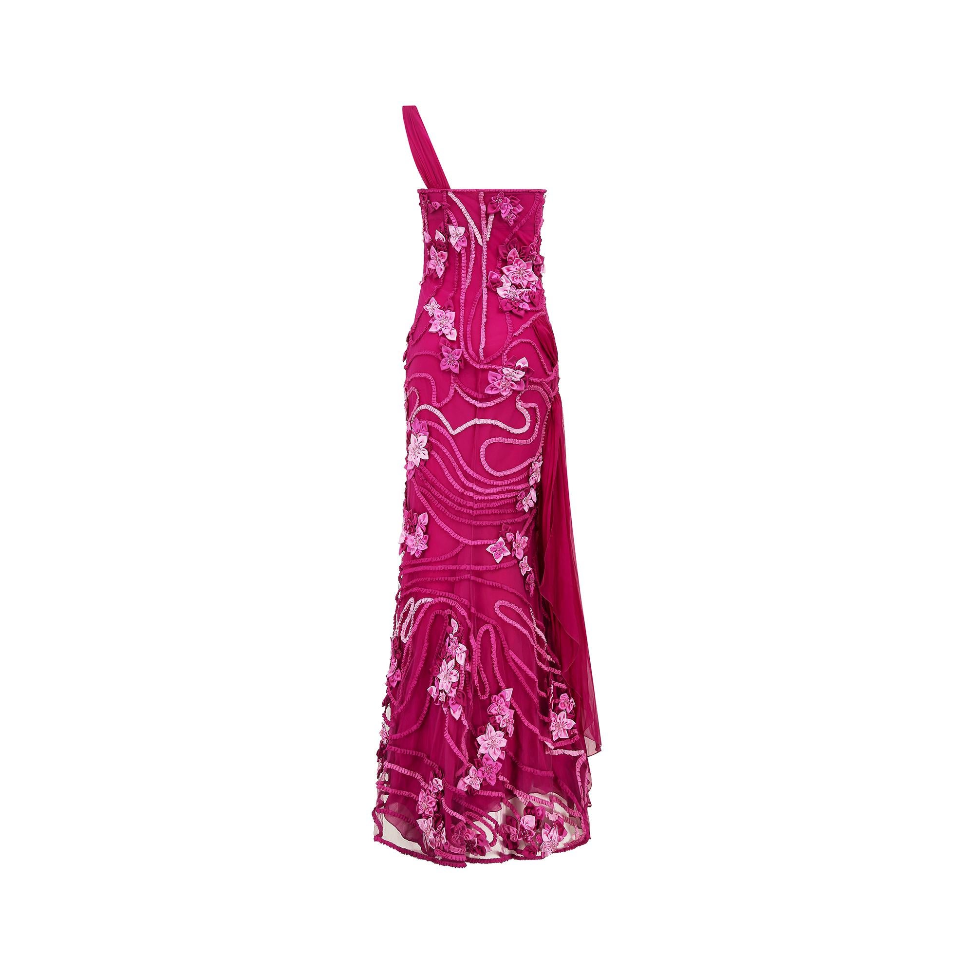 1990s Valentino Pink Couture Applique Evening Dress In Excellent Condition For Sale In London, GB