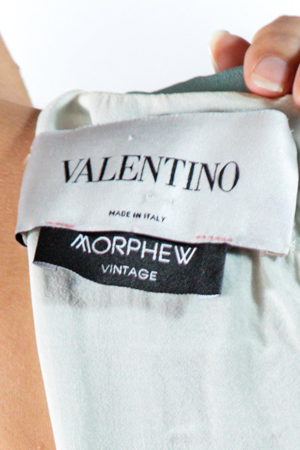 1990S Valentino Seafoam Green & Cream Silk Crepe De Chine Asian Floral Dress Wi For Sale 4