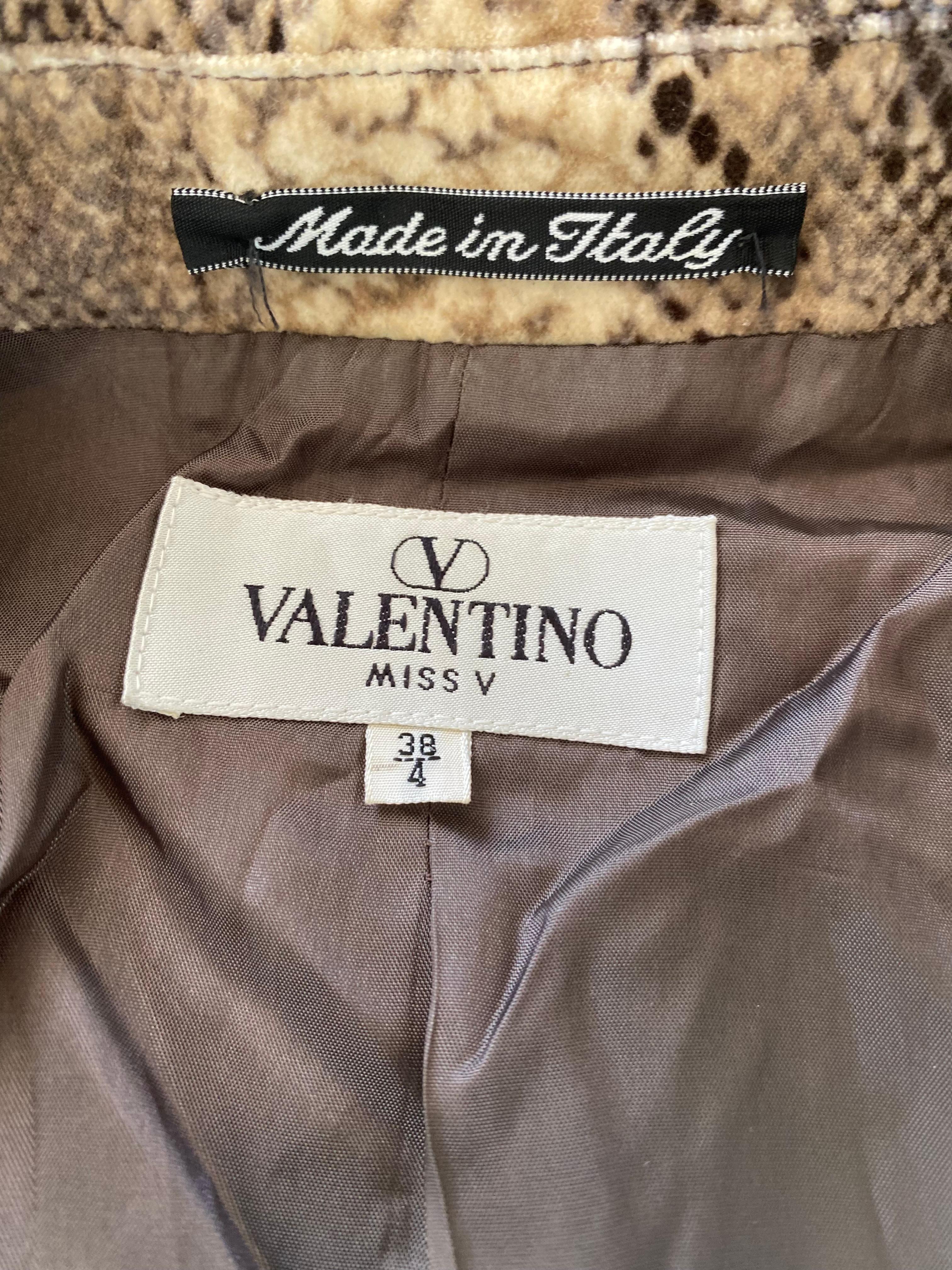 1990s Valentino Velvet Snakeskin Blazer  For Sale 7