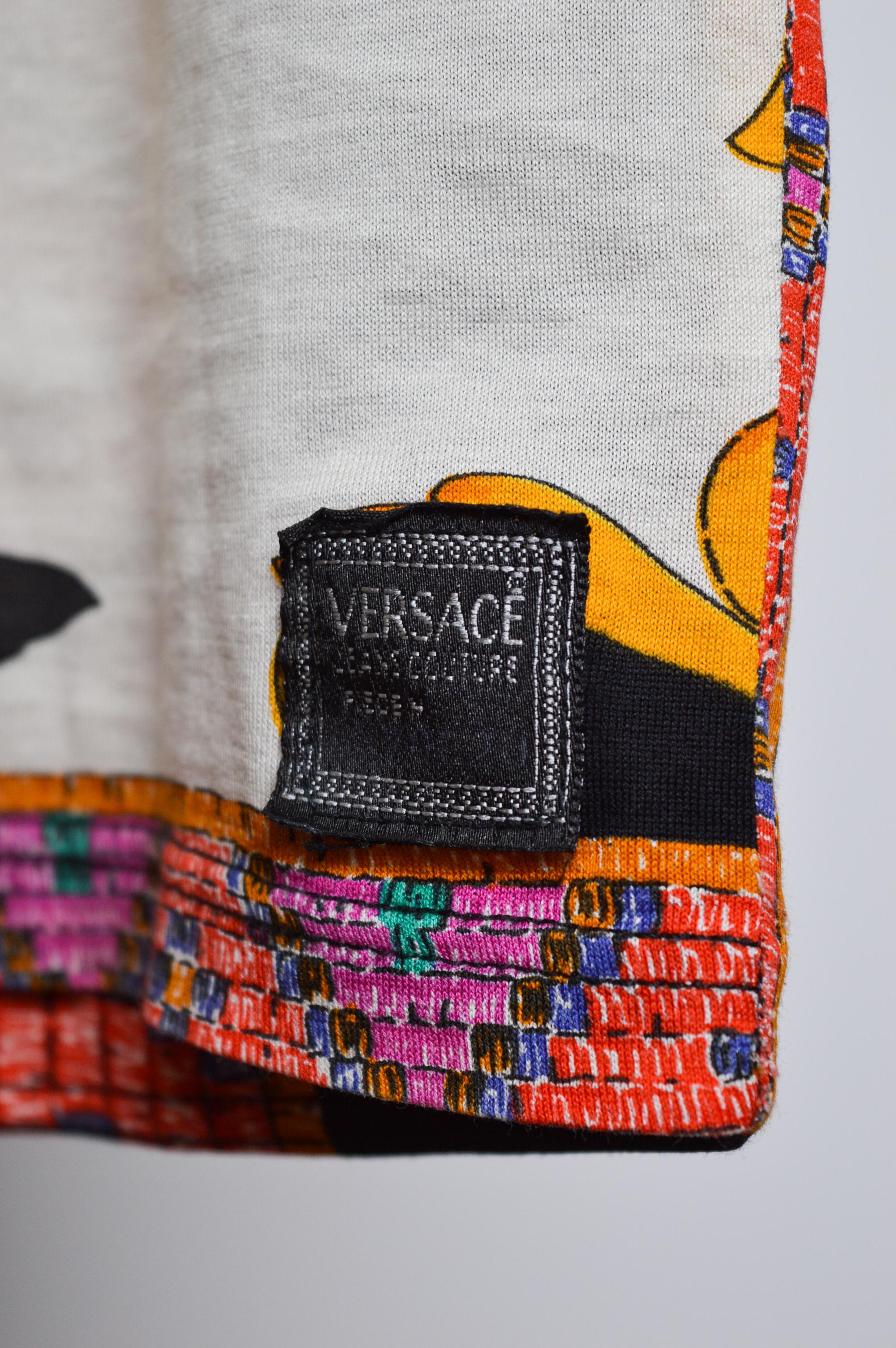 1990's VERSACE Native American Print Colourful Patterned T-Shirt - Tee For Sale 8