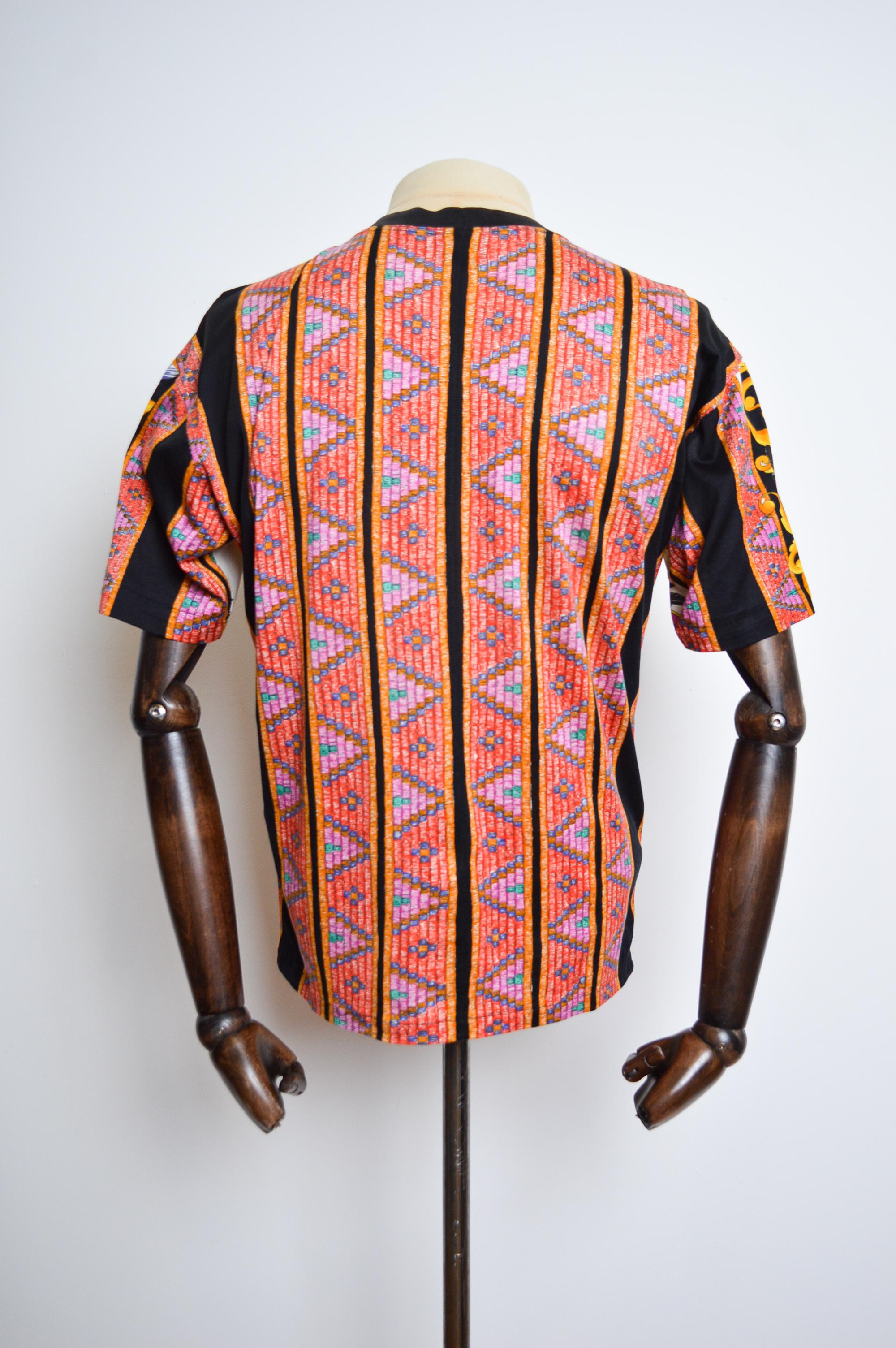 1990's VERSACE Native American Print Colourful Patterned T-Shirt - Tee For Sale 1