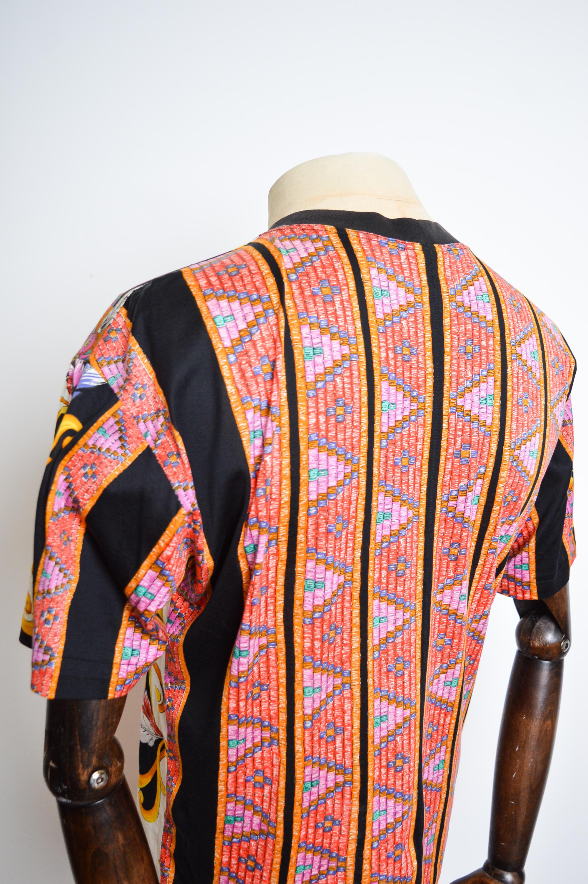 1990's VERSACE Native American Print Colourful Patterned T-Shirt - Tee For Sale 5