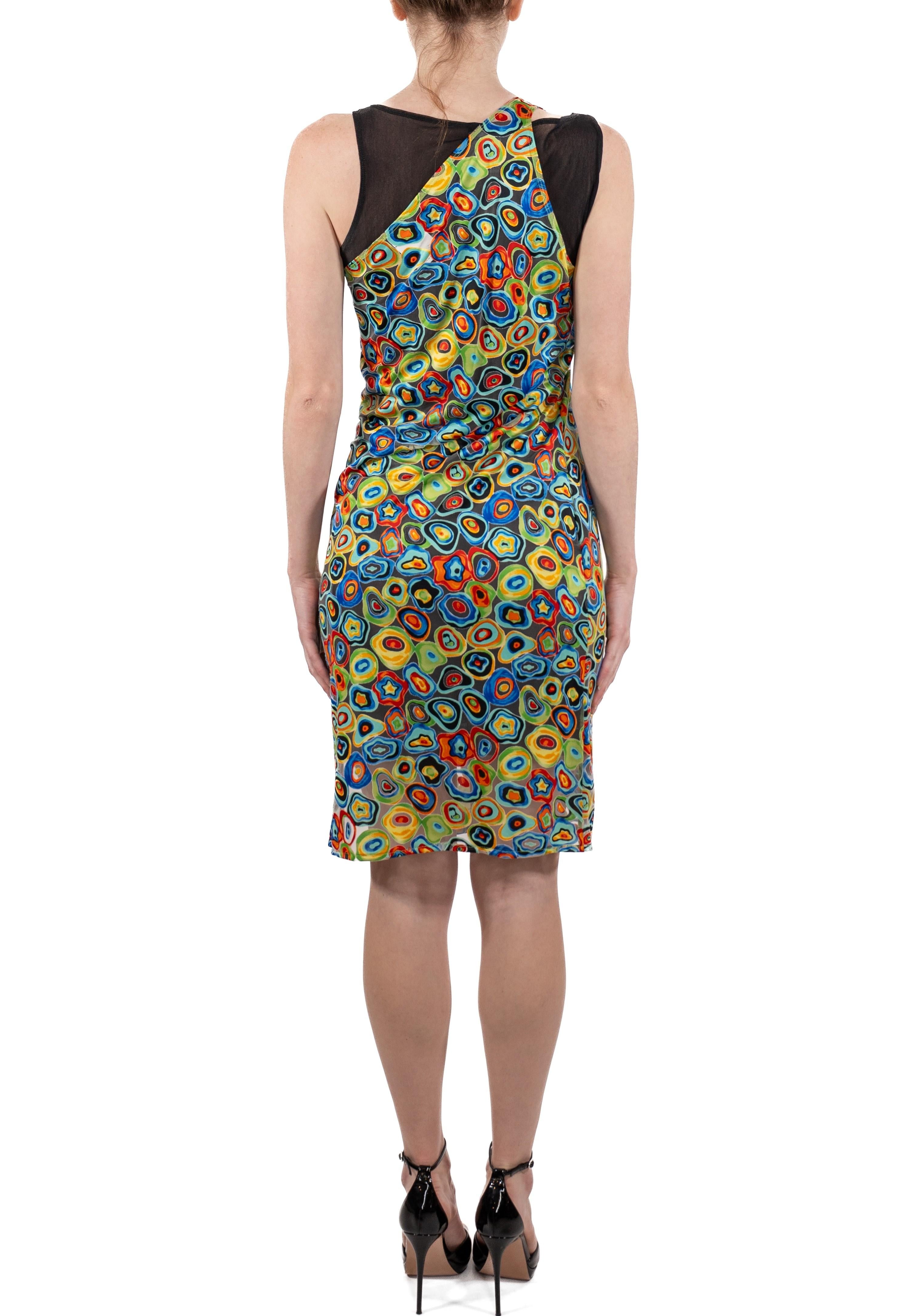 1990S Versace Versus Robe superposée en maille transparente arc-en-ciel en vente 1