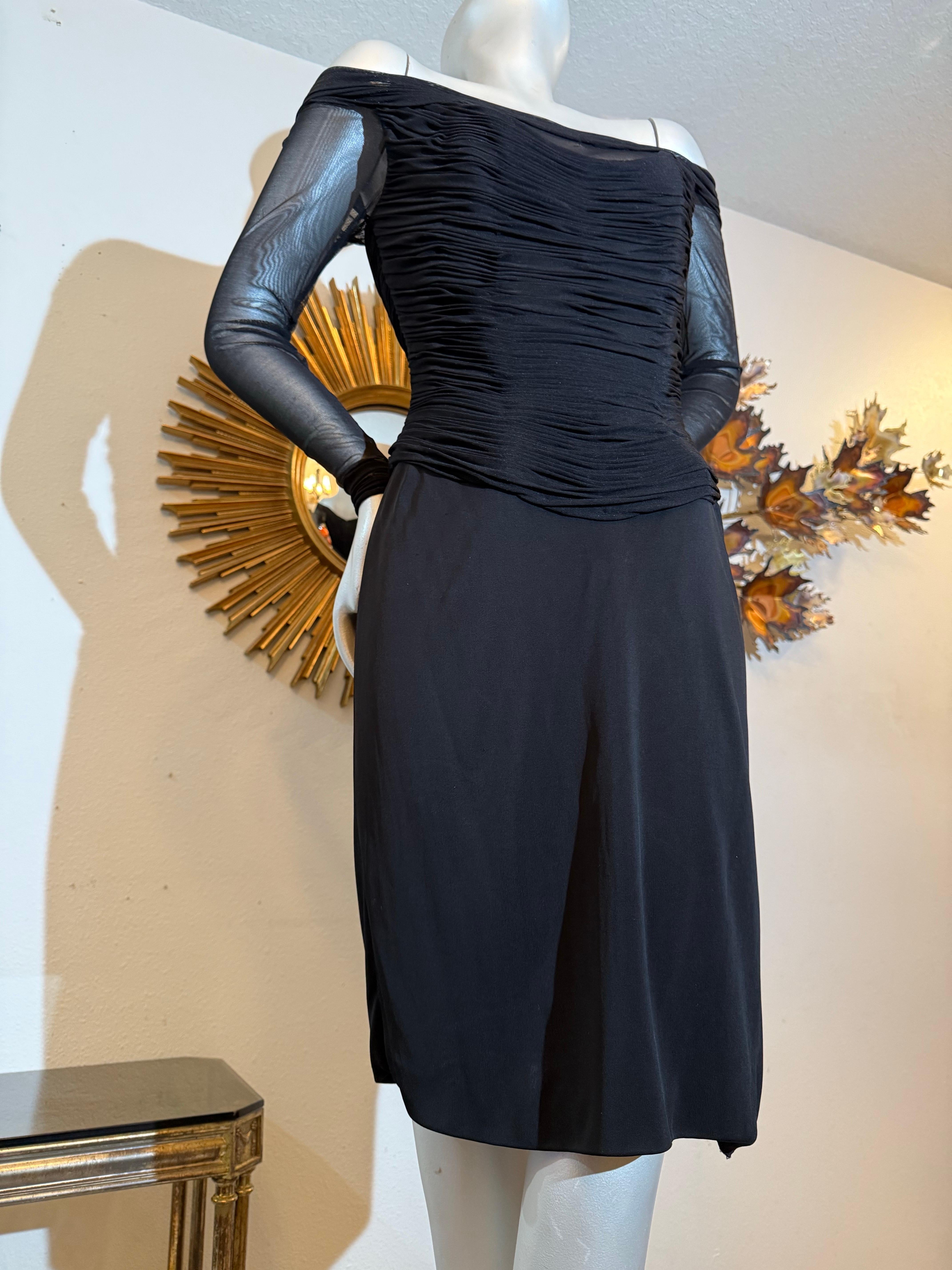 1990s Vicky Tiel Couture Vestido de cóctel negro con hombros descubiertos y corsé en Excelente estado para la venta en Gresham, OR