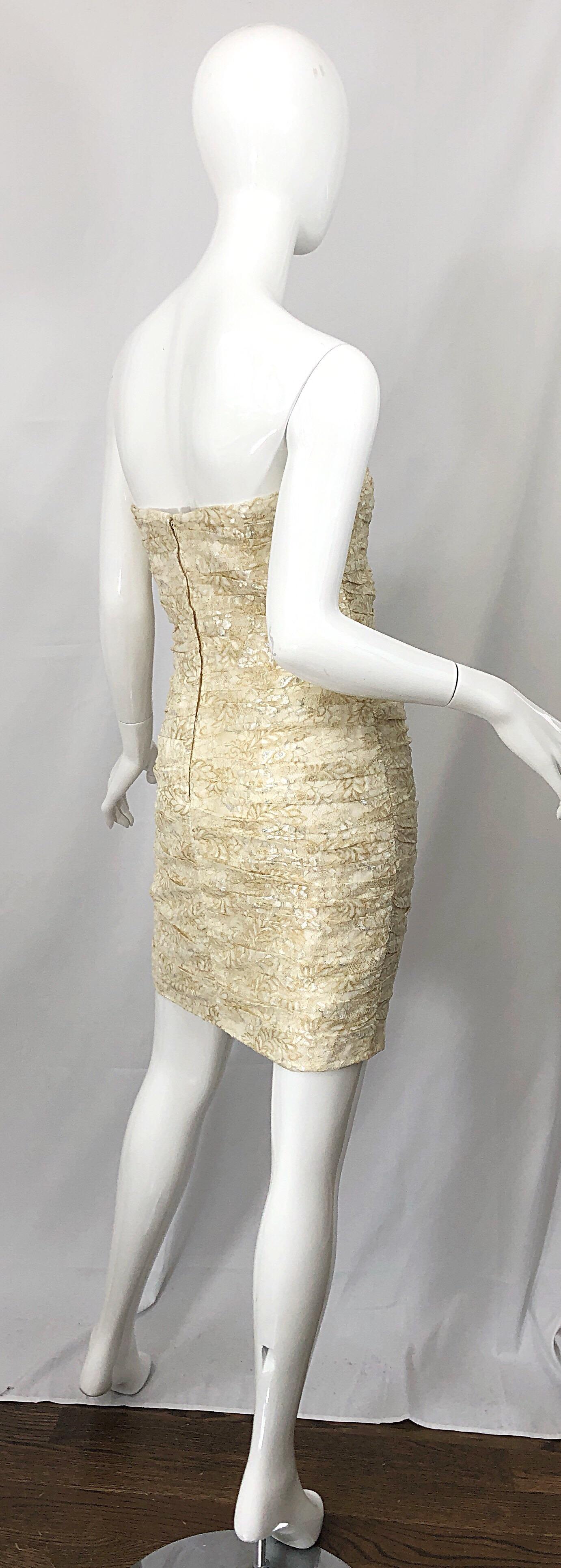 1990s Vicky Tiel Size 8 Gold + Ivory Lace Vintage 90s Strapless Mini Dress For Sale 6
