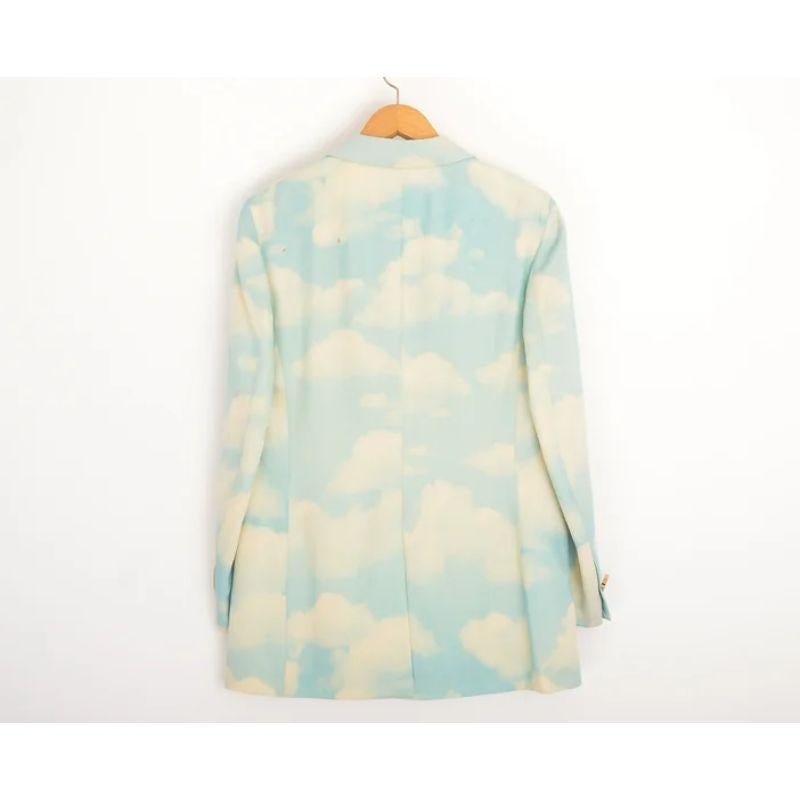 Women's 1990's Vintage Archival Moschino 'Cloud' Print Sky blue Pattern Blazer Jacket For Sale