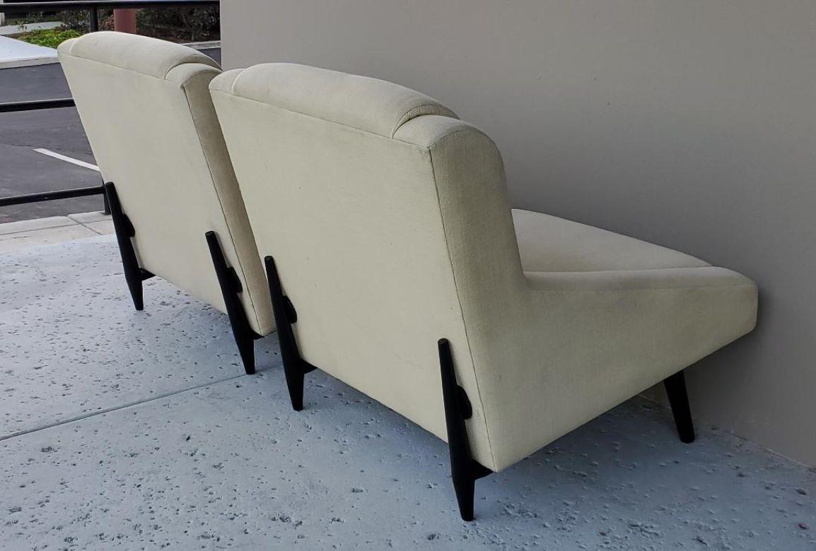 1990s Vintage Barely Yellow Upholstered Club Chairs / Lounge Chairs, A Set of 2 For Sale 8