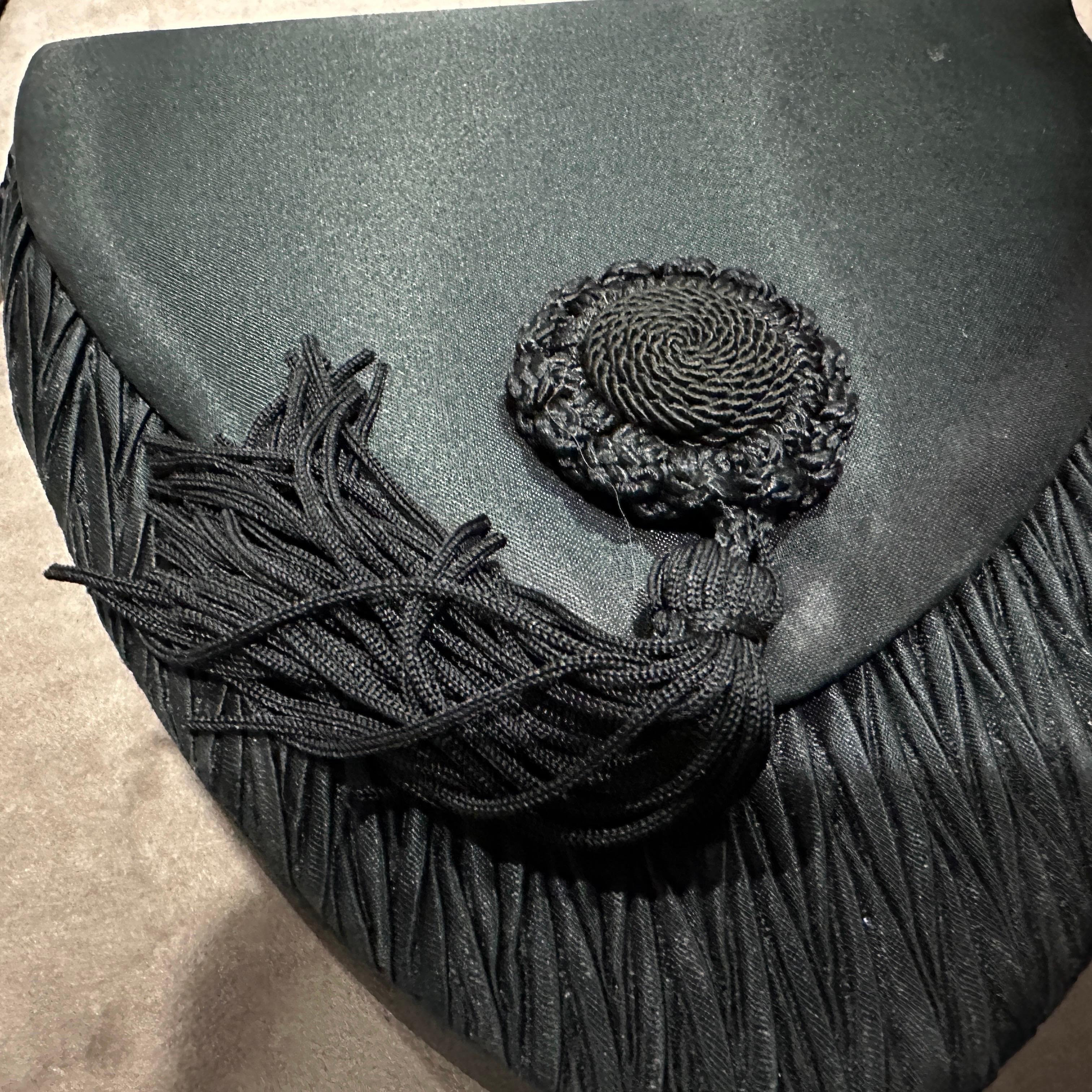 Sac à main en soie noire vintage des années 1990 de Van Cleef & Arpels en vente 5