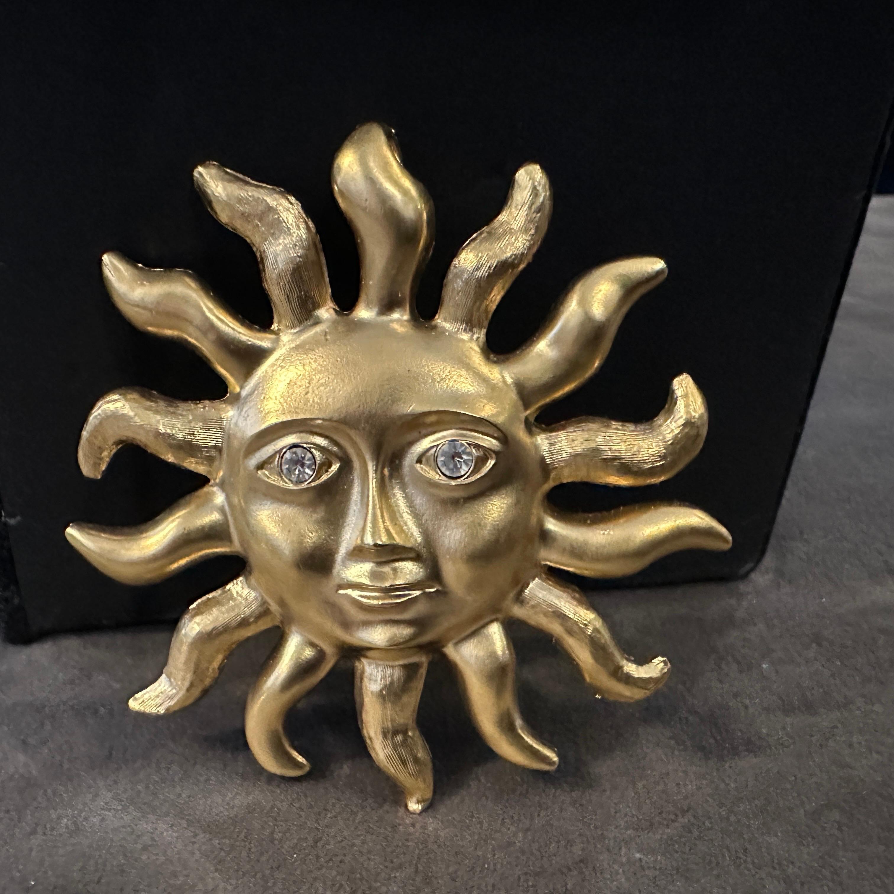 1990S Vintage Brass Italian Sun Brooch by Avon en vente 1