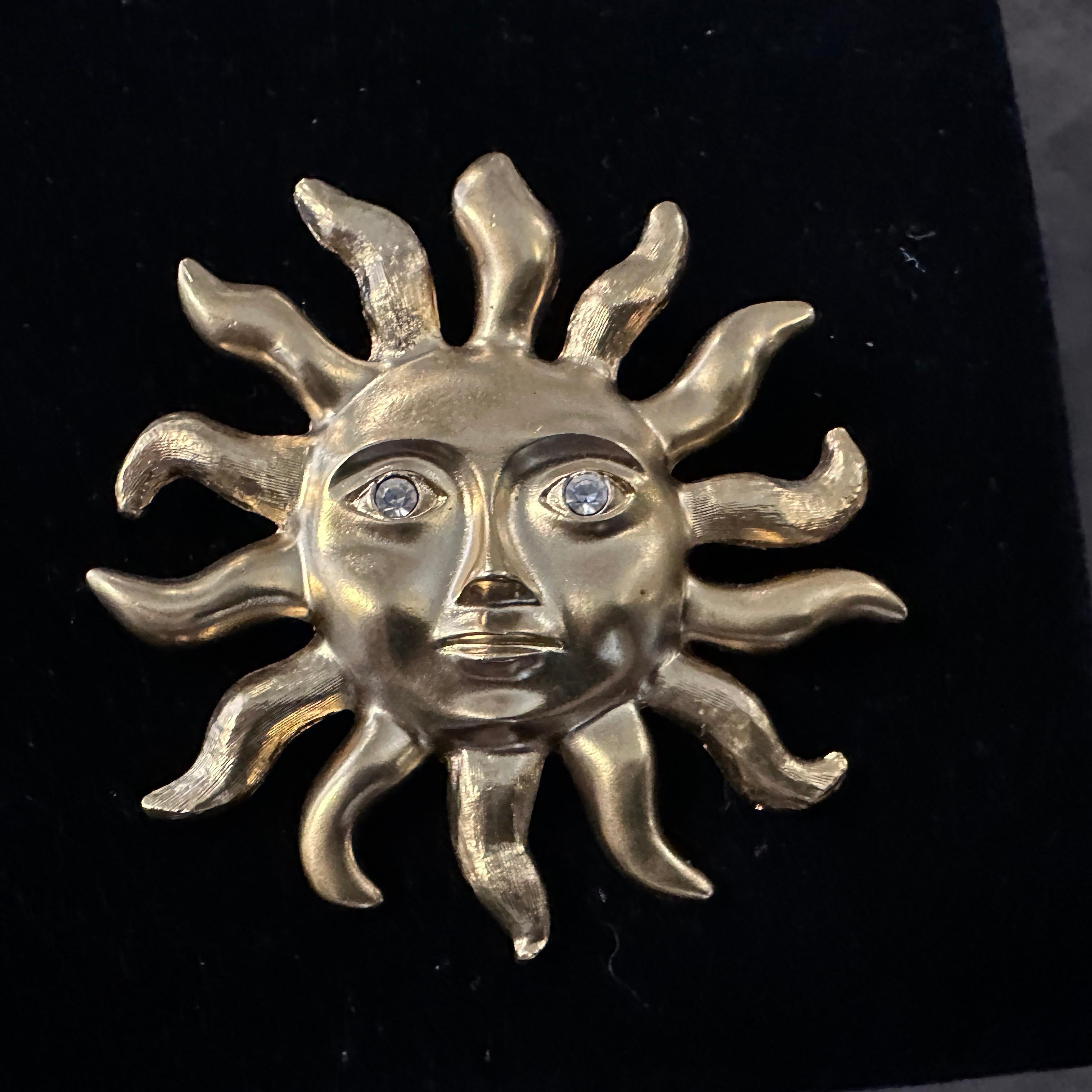 1990S Vintage Brass Italian Sun Brooch by Avon en vente 3