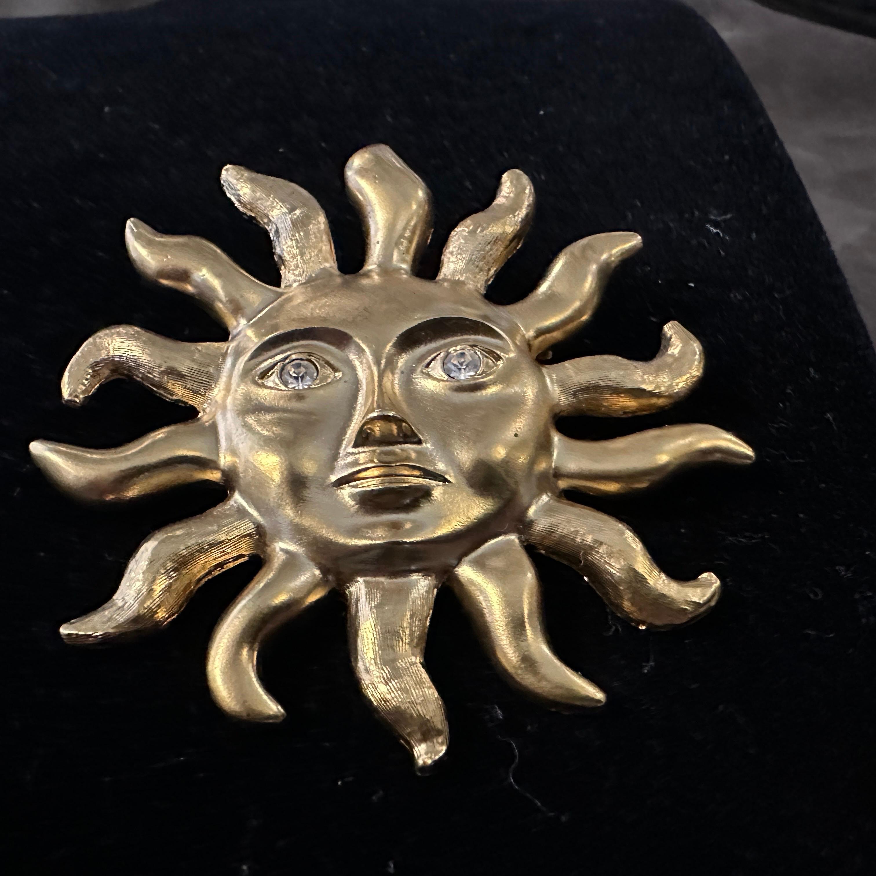 1990S Vintage Brass Italian Sun Brooch by Avon en vente 4