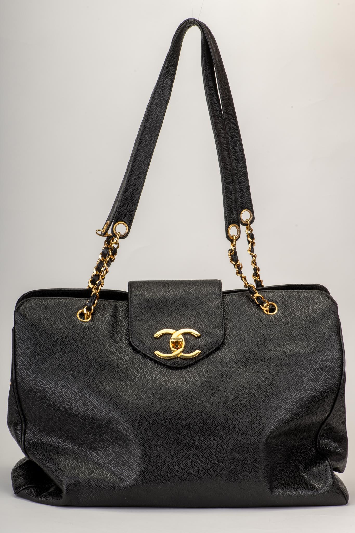 1990's Vintage Chanel Black Caviar Supermodel Weekender Travel Bag 12