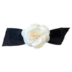 1990s Vintage CHANEL Camellia Ribbon Hair Clip Off-white Black