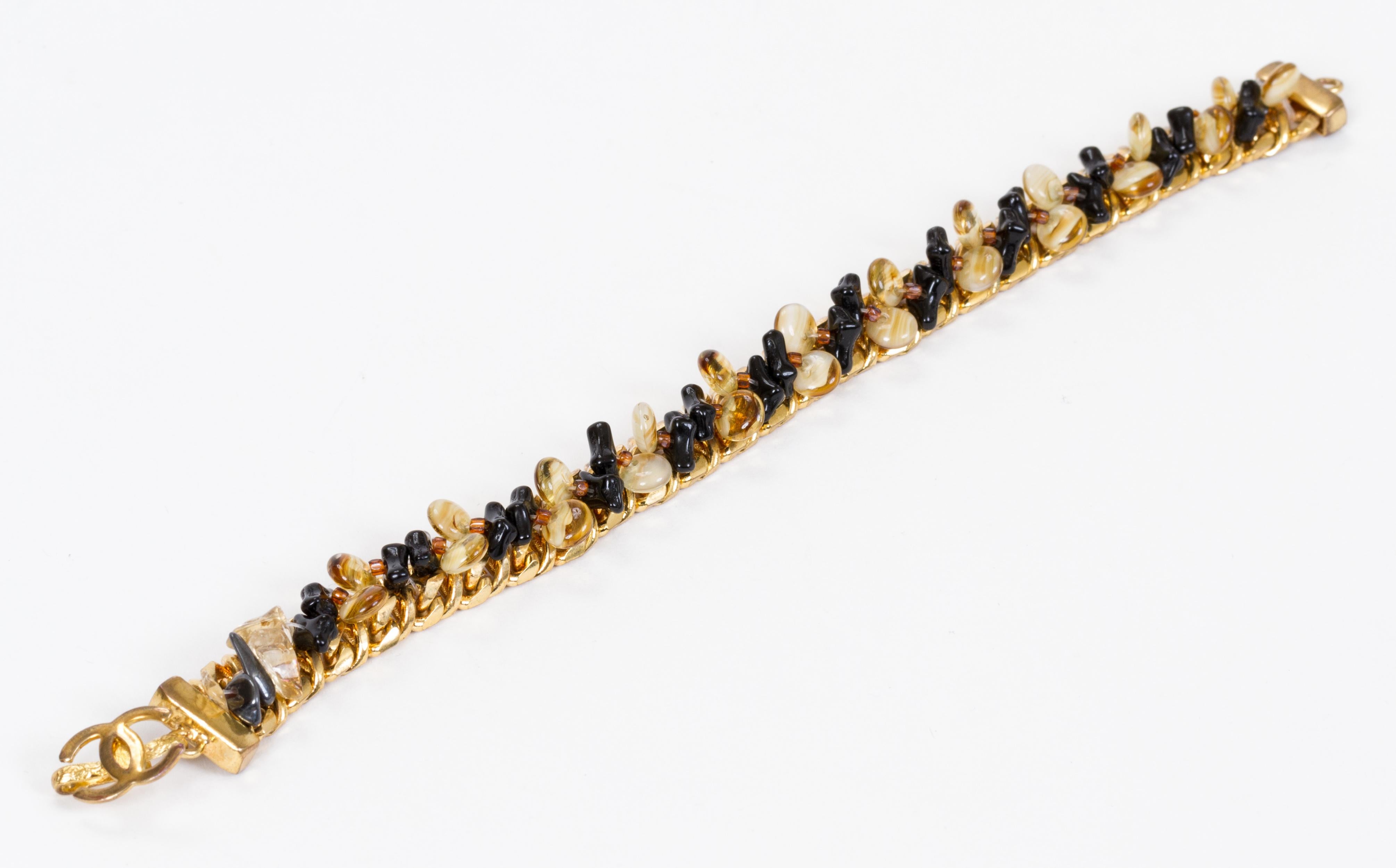 Chanel Bracelet vintage en verre et or, années 1990 Bon état - En vente à West Hollywood, CA