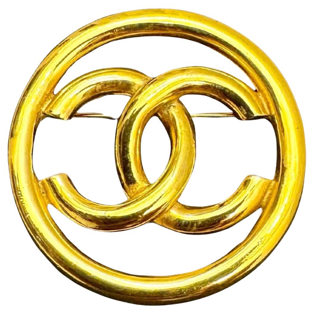 1990s Vintage CHANEL Gold Toned CC Brooch