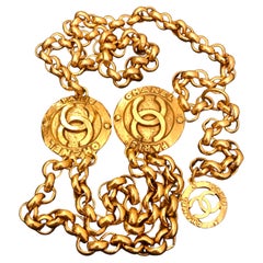 Vintage CHANEL Gold Toned Medallion Chain Belt 