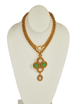 1990's Vintage Chanel Green Gripoix Pendant Necklace