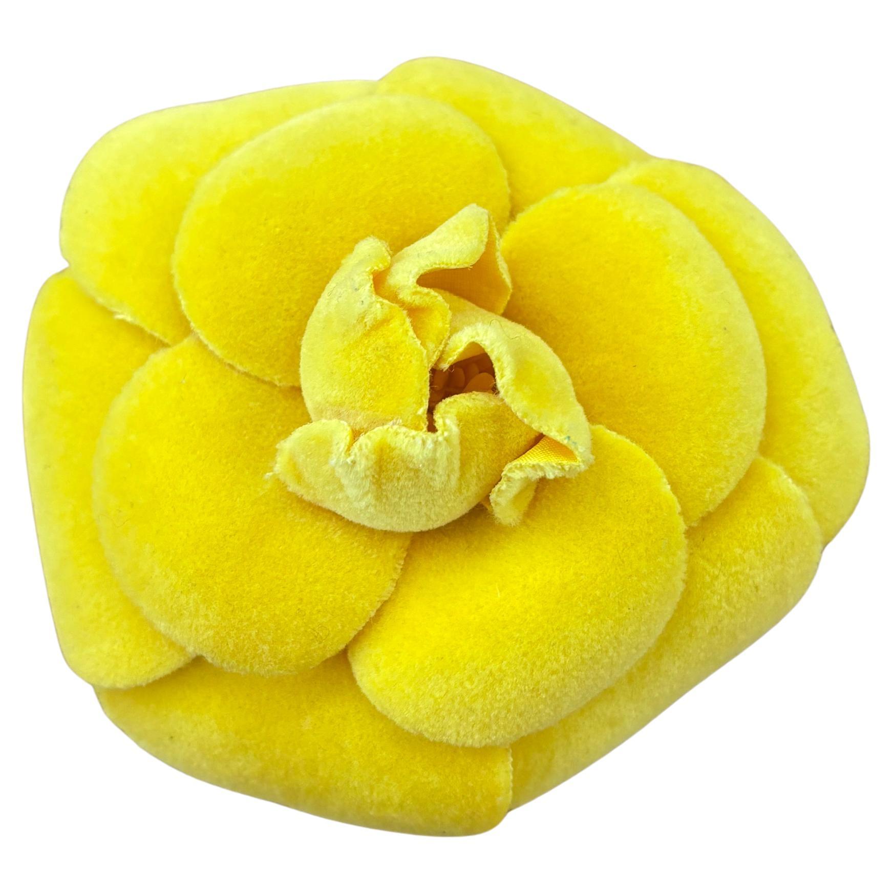1990s Vintage CHANEL Velvet Camellia Brooch Yellow For Sale