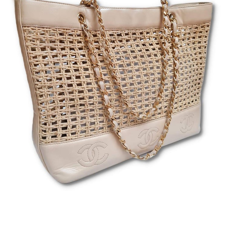 Glamorous 90s shoulder bag in straw with chain strap
