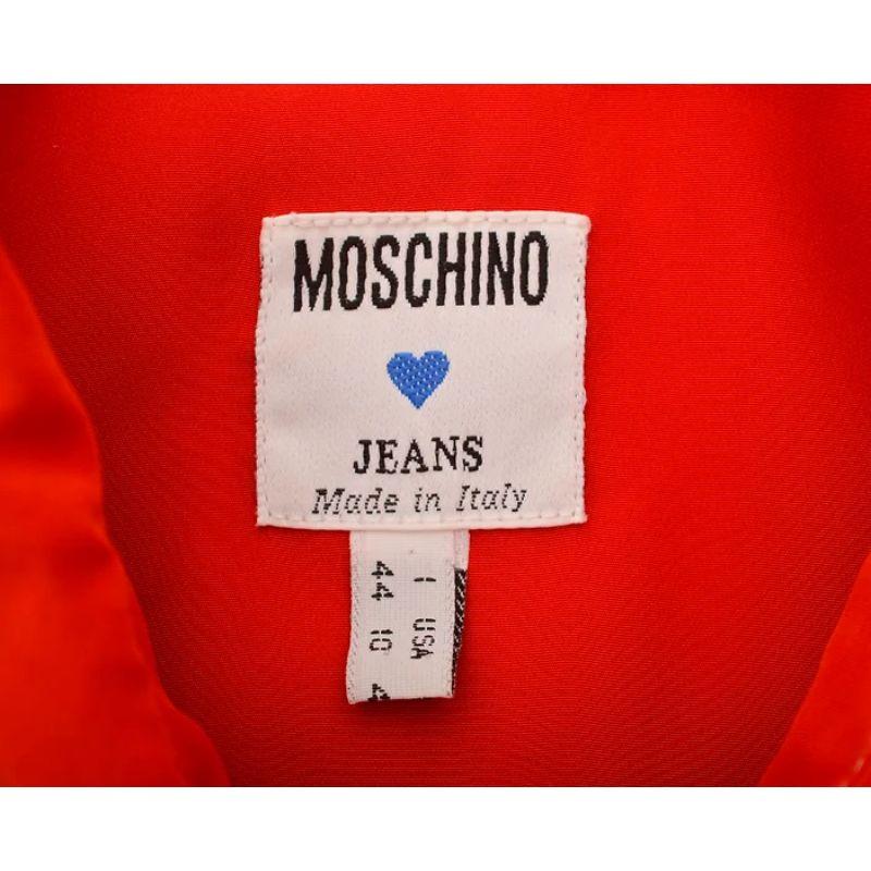 1990er Jahre Vintage Kirschroter Moschino All in One Romper Playsuit im Angebot 1