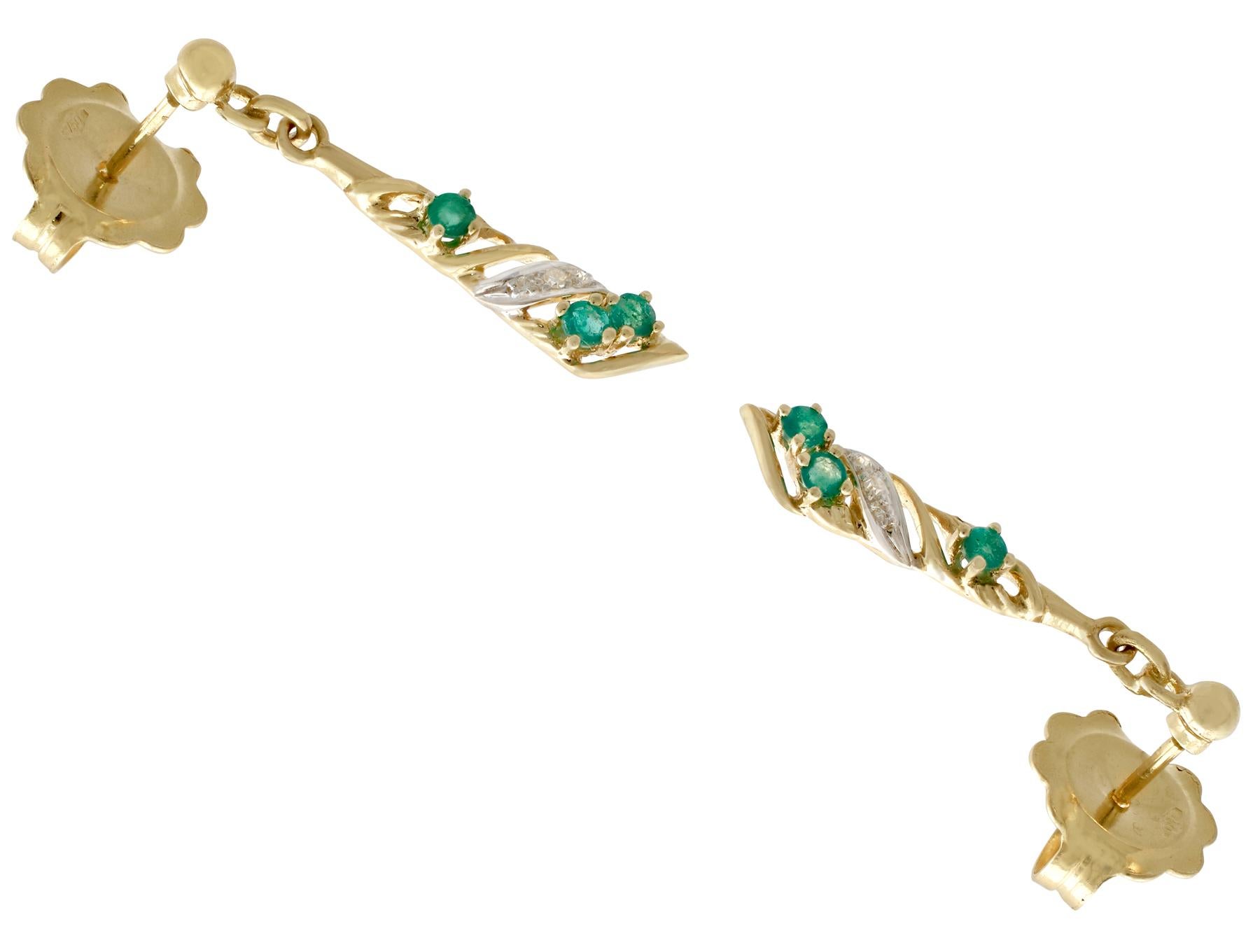 1990s Vintage Emerald and Diamond Yellow Gold Jewelry Suite 3