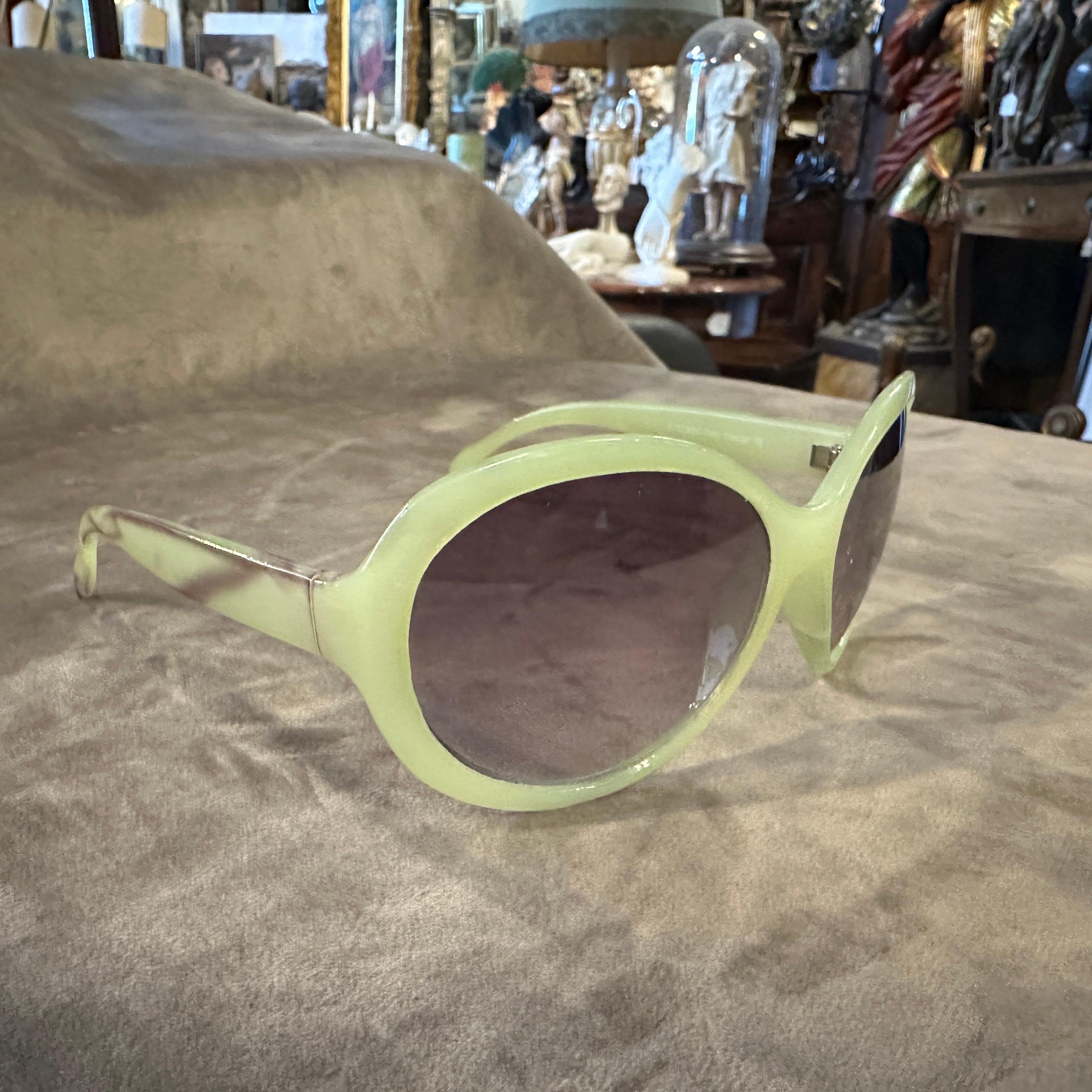 1990s Vintage Fake Green Marble Acetate Bon Bon Italian Sunglasses In Excellent Condition For Sale In Aci Castello, IT
