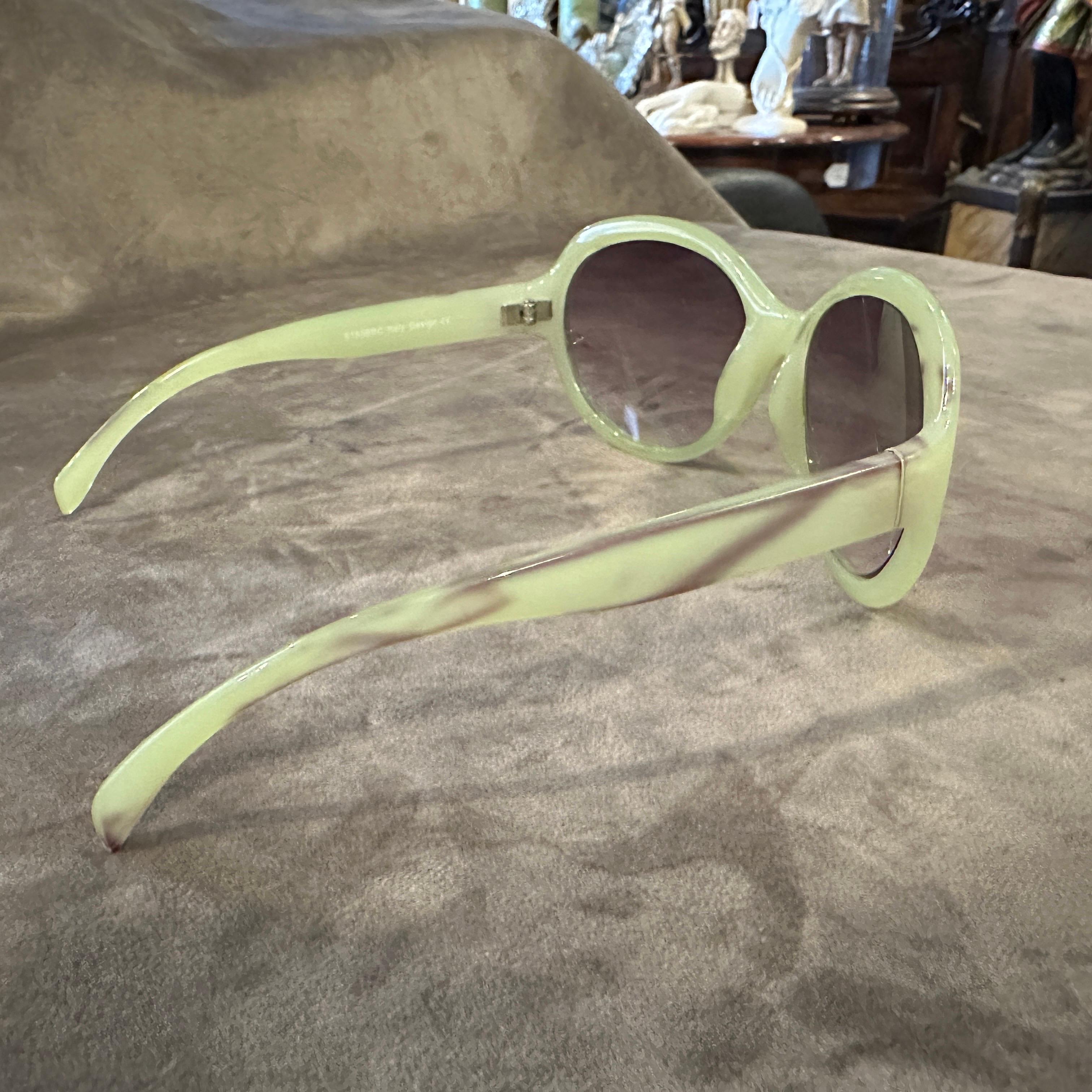 Women's or Men's 1990s Vintage Fake Green Marble Acetate Bon Bon Italian Sunglasses For Sale
