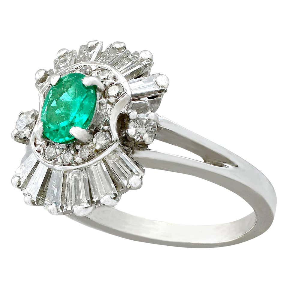 1960s French Emerald Diamond Gold Ring at 1stdibs
