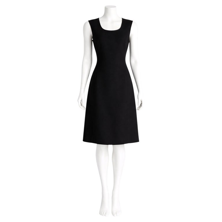 1990s Vintage Gianni Versace Black Wool Blend Sleeveless Jumper Dress For  Sale at 1stDibs