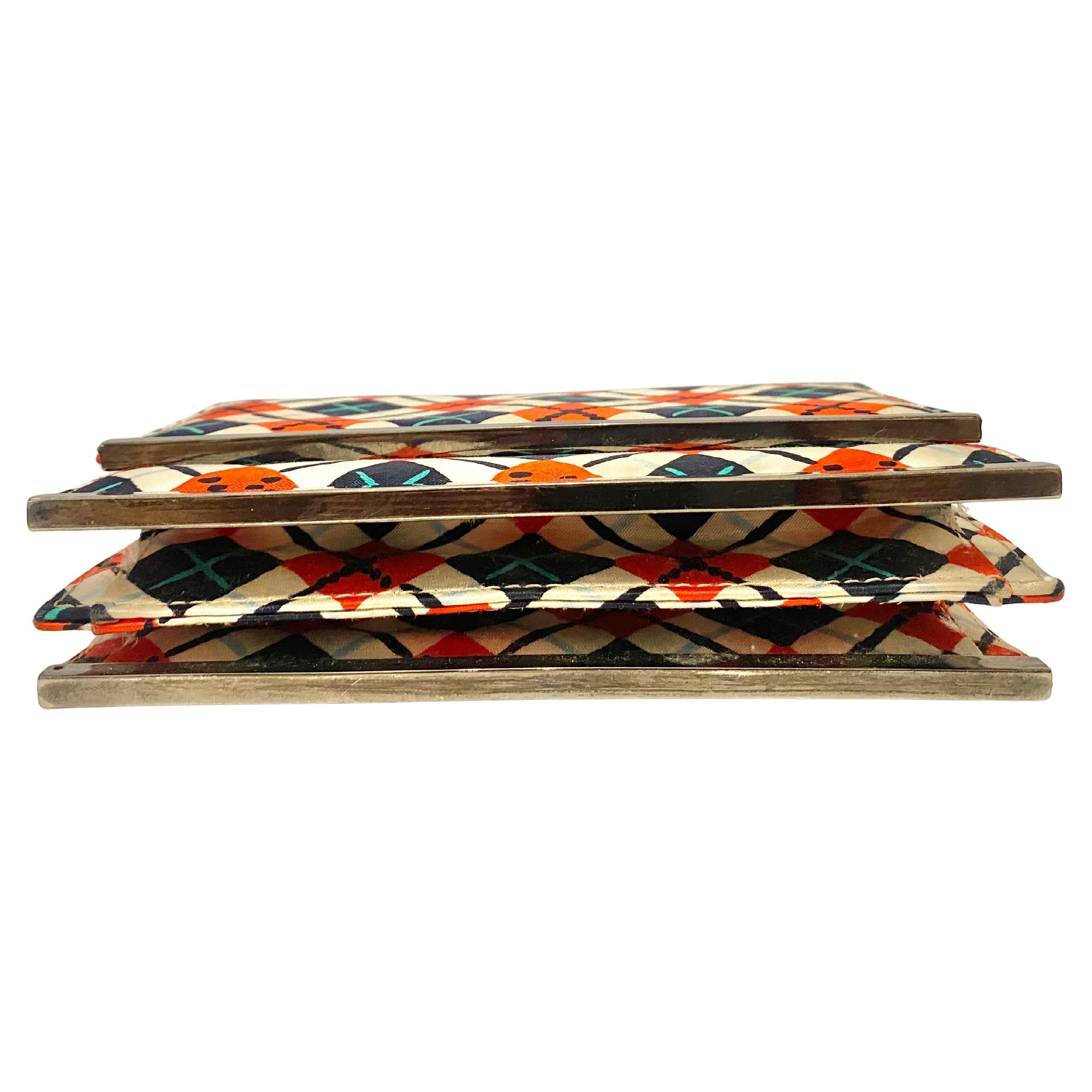 1990s Vintage Gianni Versace Versus Rhombus Druck Handtasche Metallic Griff im Zustand „Gut“ im Angebot in London, GB