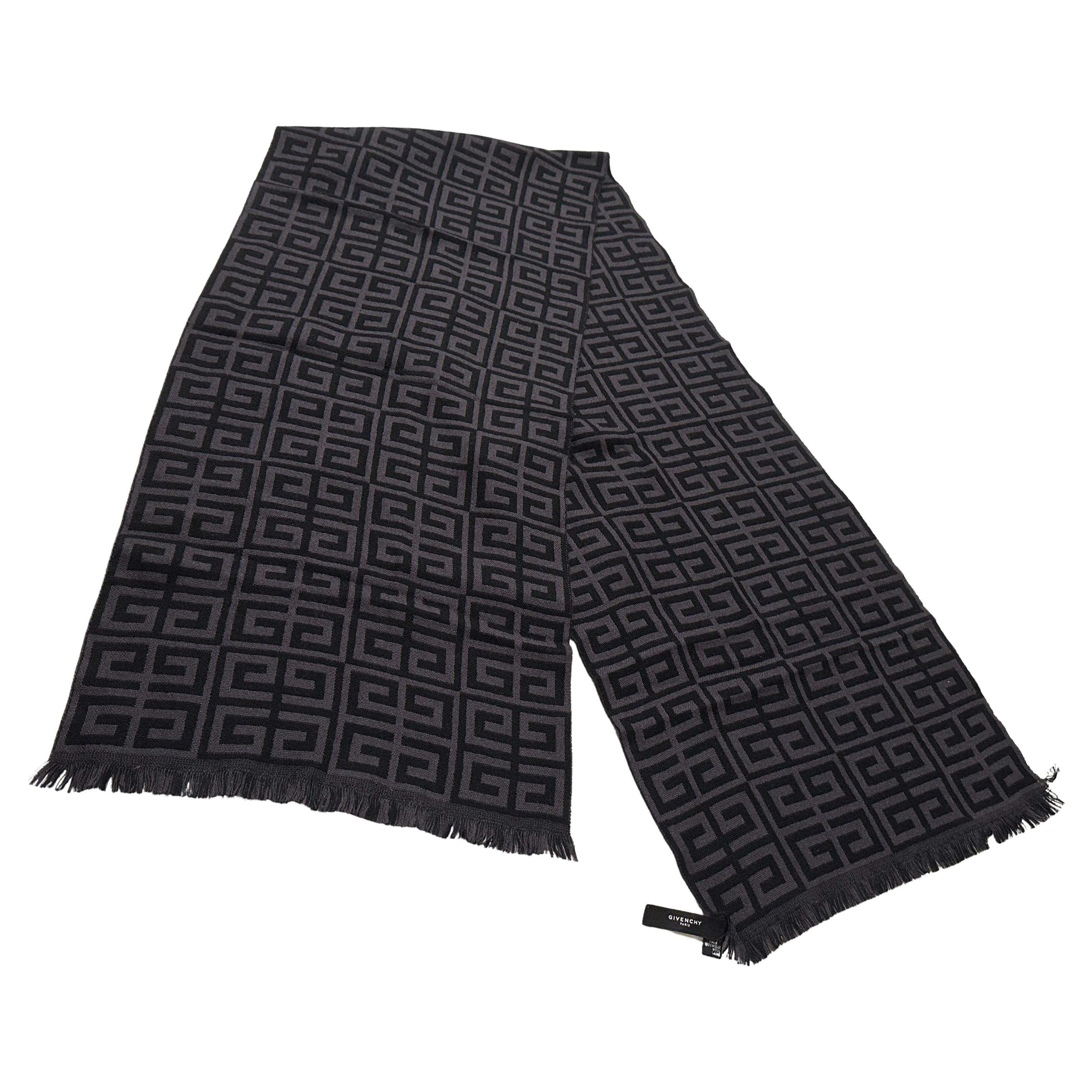 This scarf embodies a classic, understated elegance typical of the 1990s. It's a piece that speaks of quiet sophistication and subtle branding, relying on texture and a recognizable pattern rather than bold colors and overt logos.
The dominant color