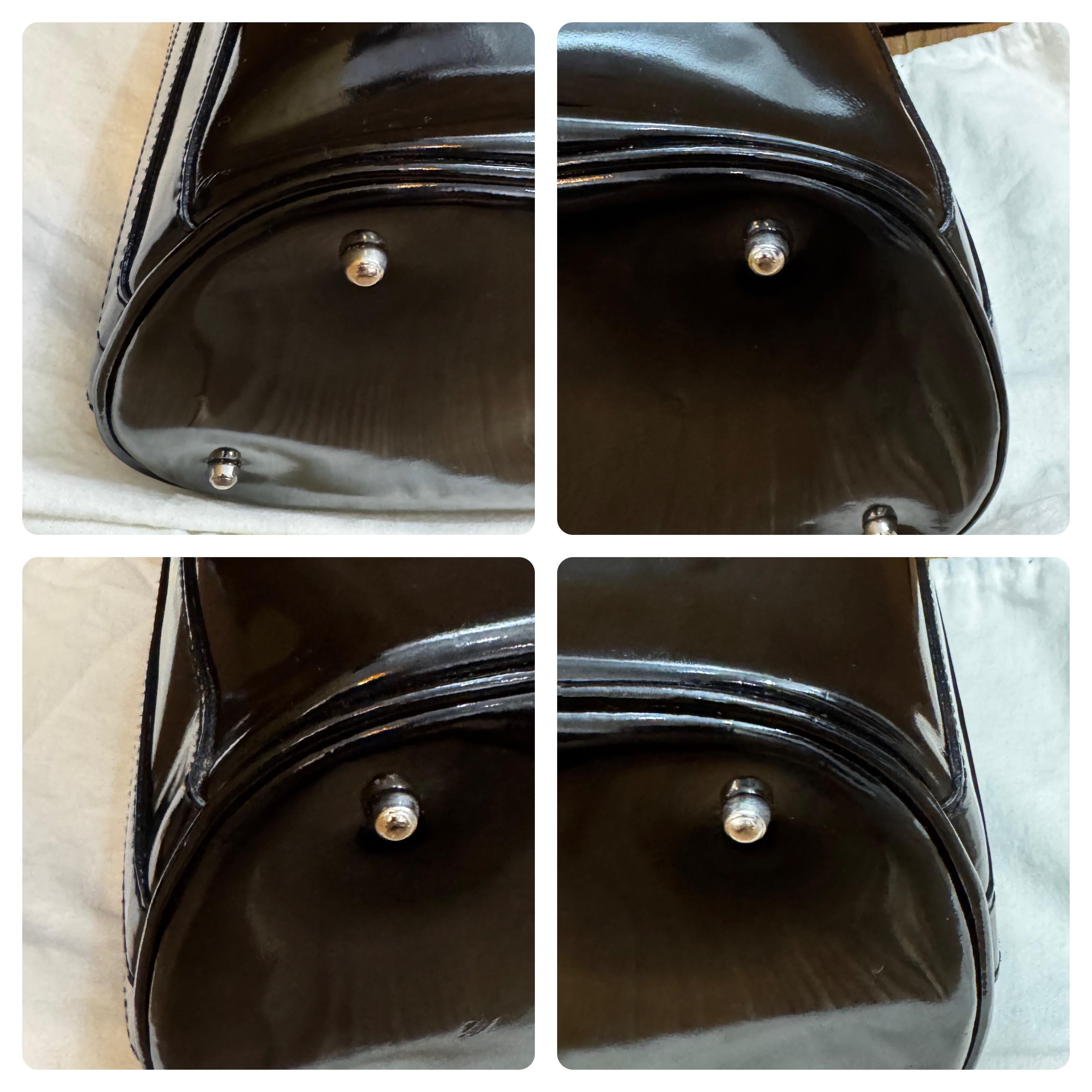 1990s Vintage GUCCI Bamboo Patent Leather Bucket Bag Black 1