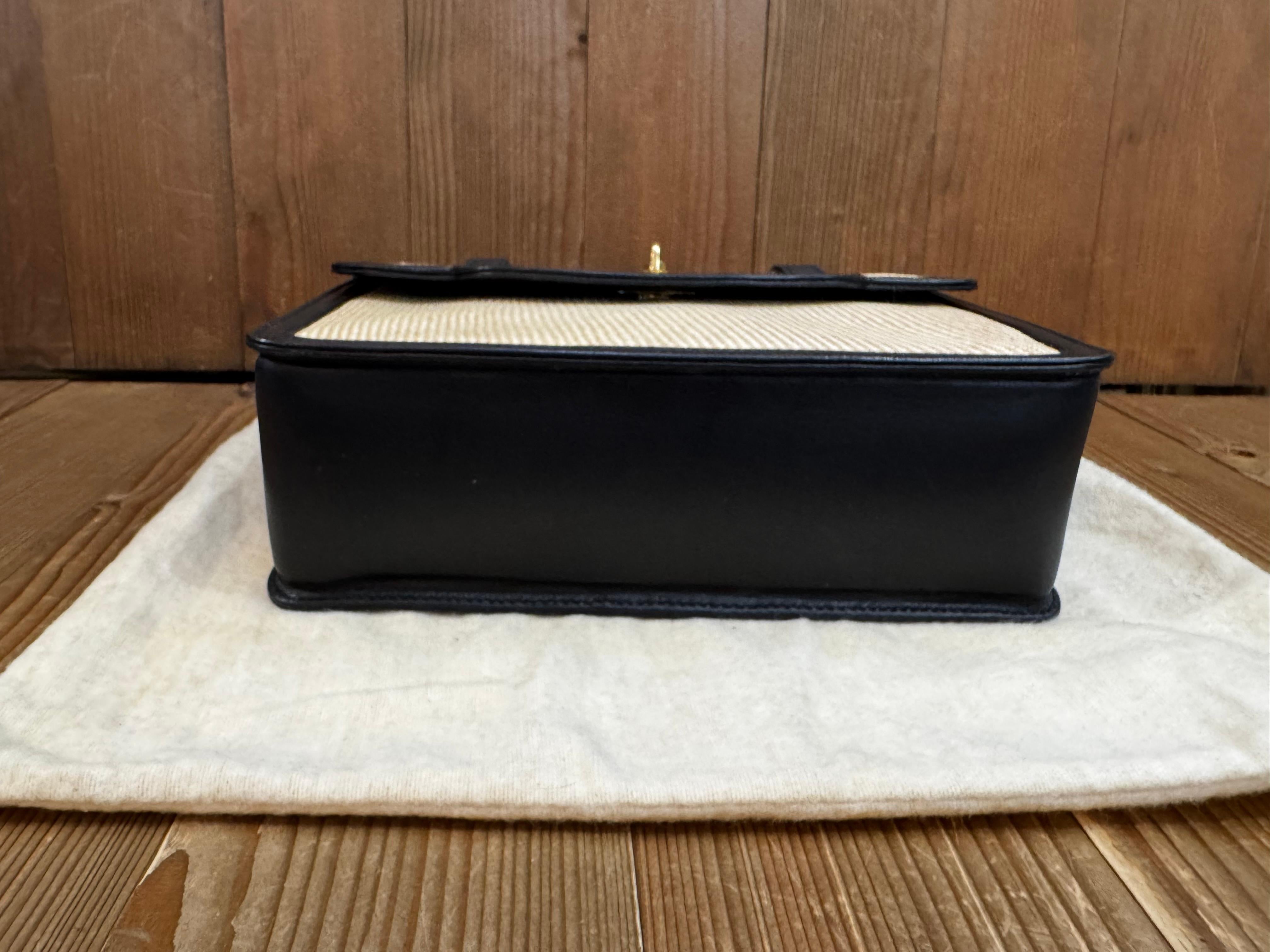 1990 Vintage GUCCI Sac à main en bambou tissé Beige Noir Pour femmes en vente
