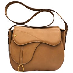 1990s Vintage GUCCI Calfskin Leather Saddle Shoulder Bag Equestrian Camel Unisex