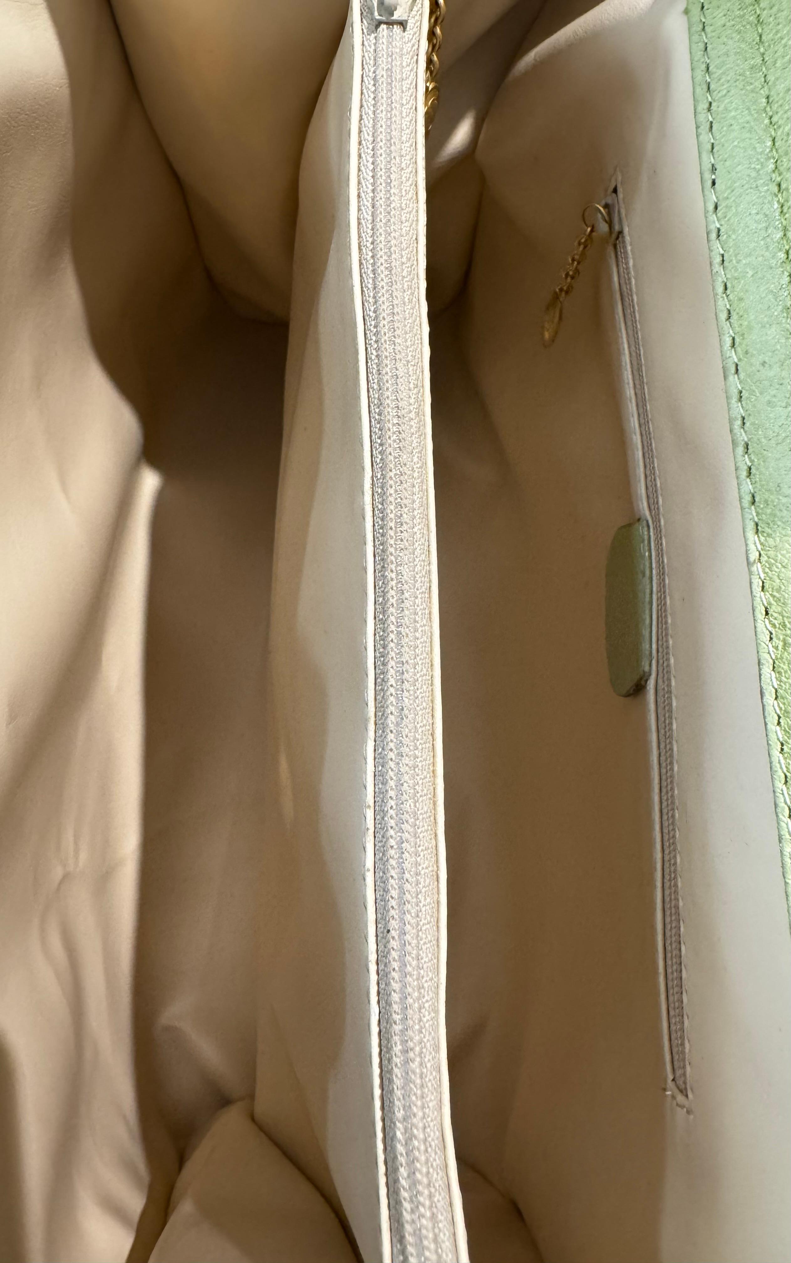 1990s Vintage GUCCI Diana Tote Bamboo Tote Bag Pigskin Nubuck Leather Green 5