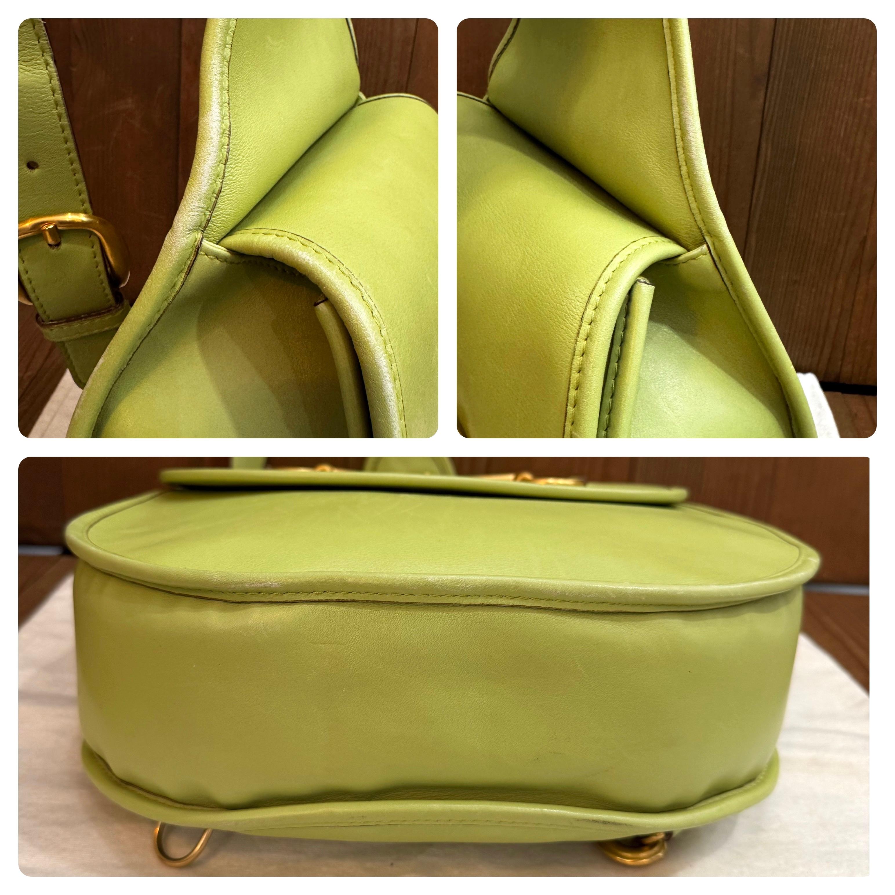 1990s Vintage GUCCI Horsebit Leather Shoulder Sling Bag Green Large In Good Condition In Bangkok, TH