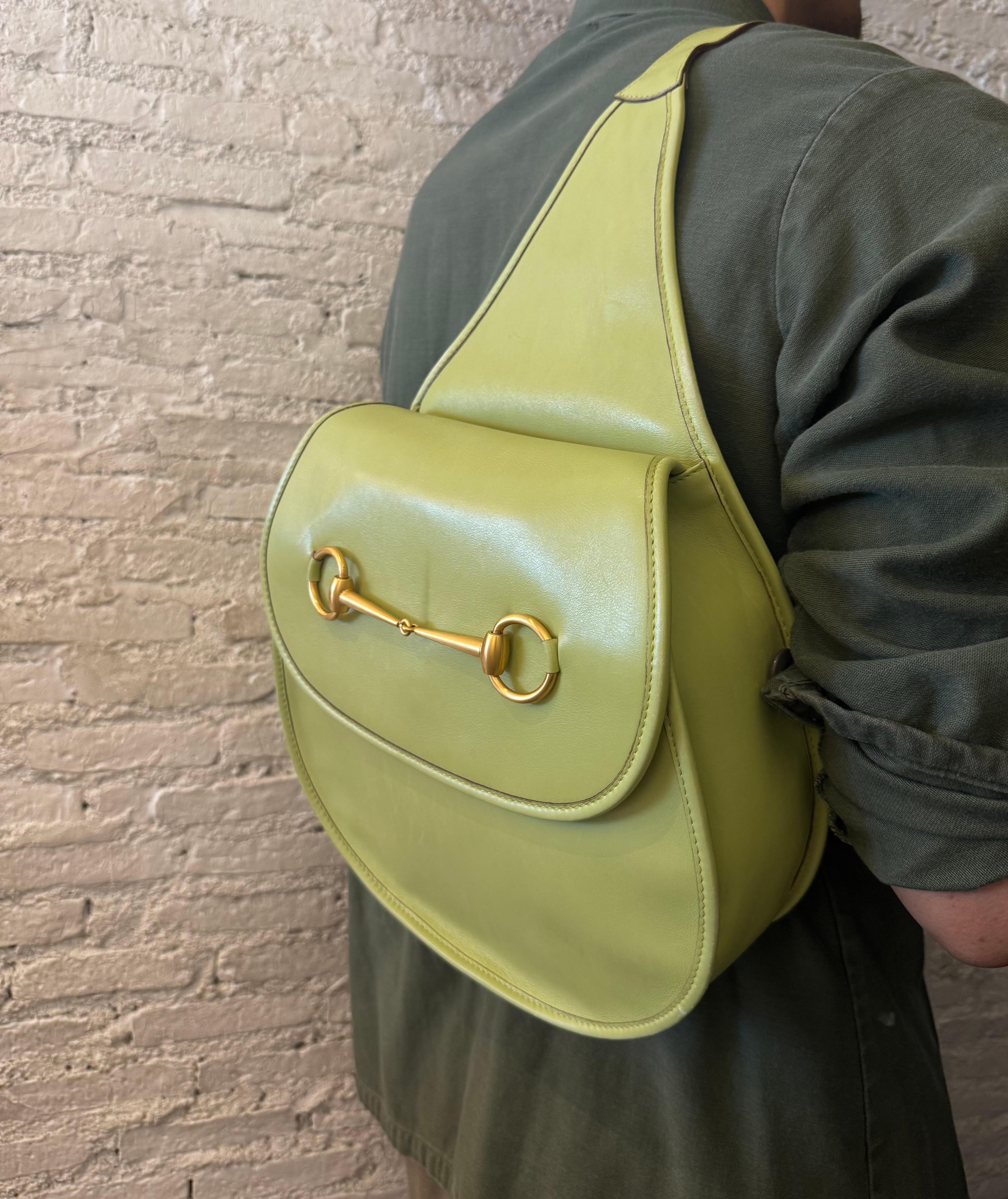 1990s Vintage GUCCI Horsebit Leather Shoulder Sling Bag Green Large 3