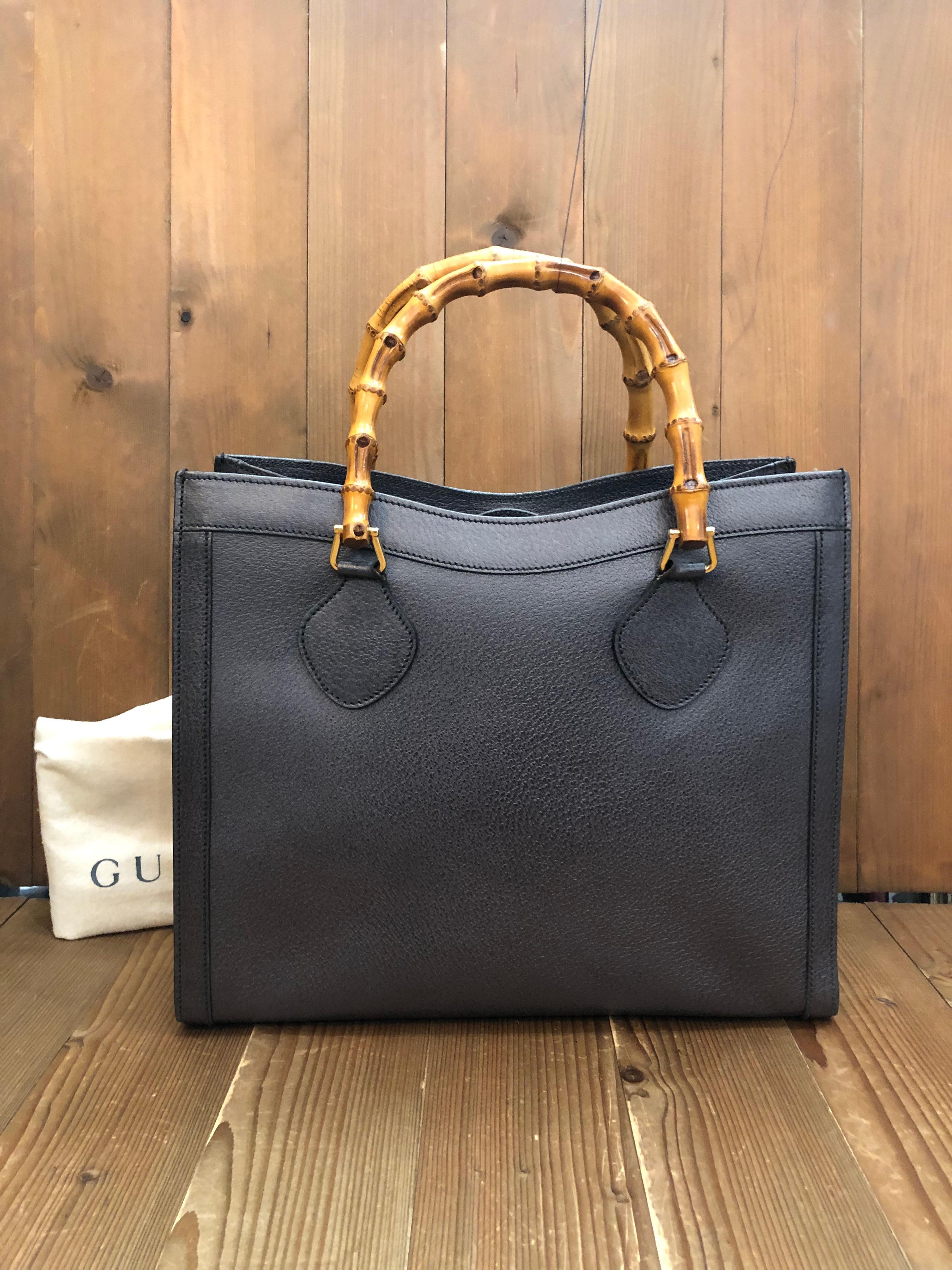 Noir GUCCI, sac cabas Diana vintage en cuir bambou et graphite (métal) des années 1990 en vente