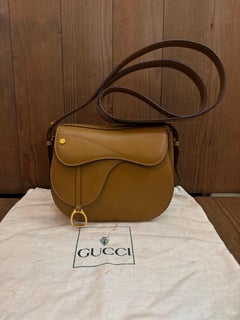 1990s Vintage GUCCI Leather Saddle Crossbody Bag Equestrian Calfskin Brown