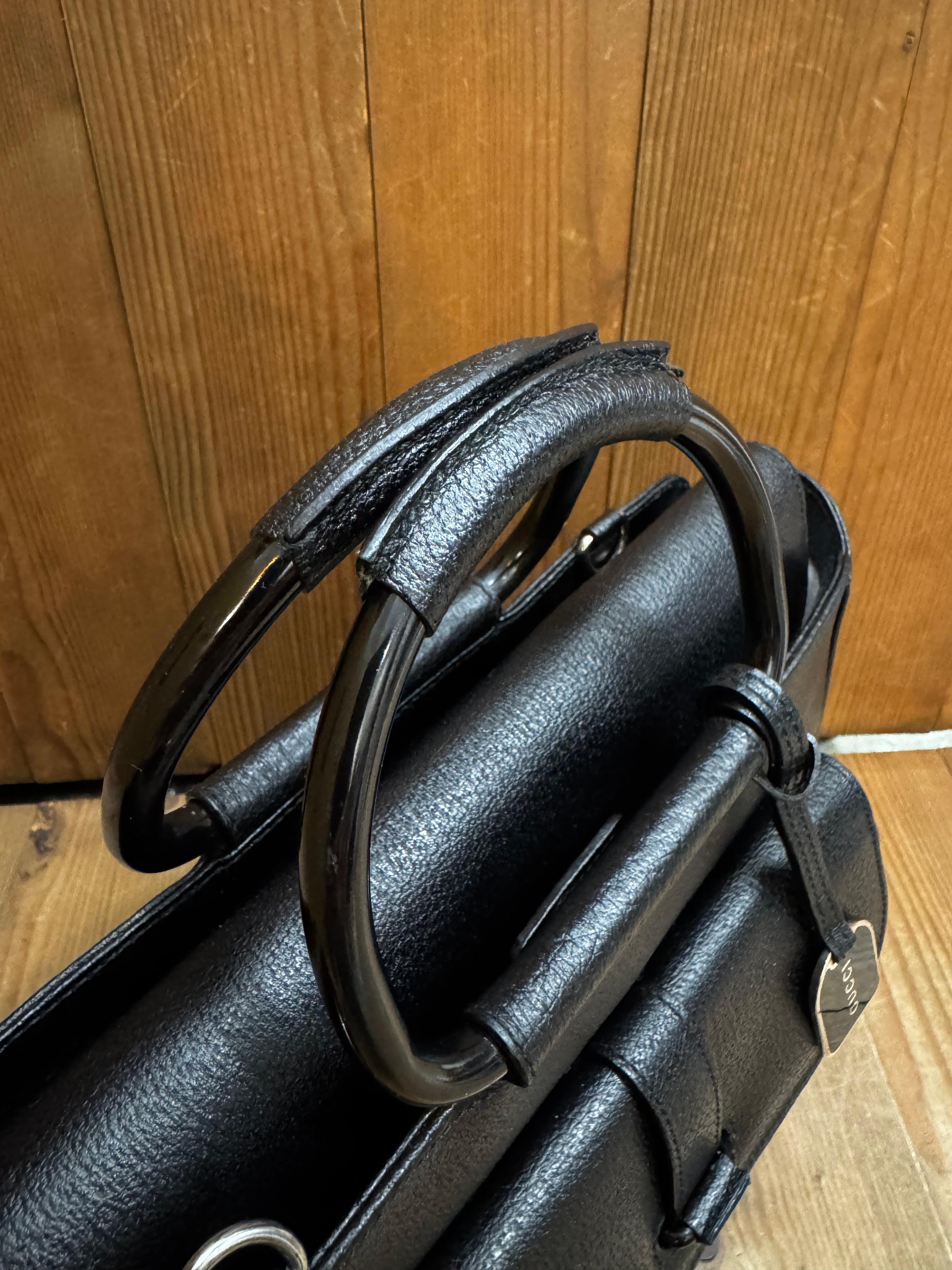 1990s Vintage GUCCI Leather Tote Bag Black Medium For Sale 5