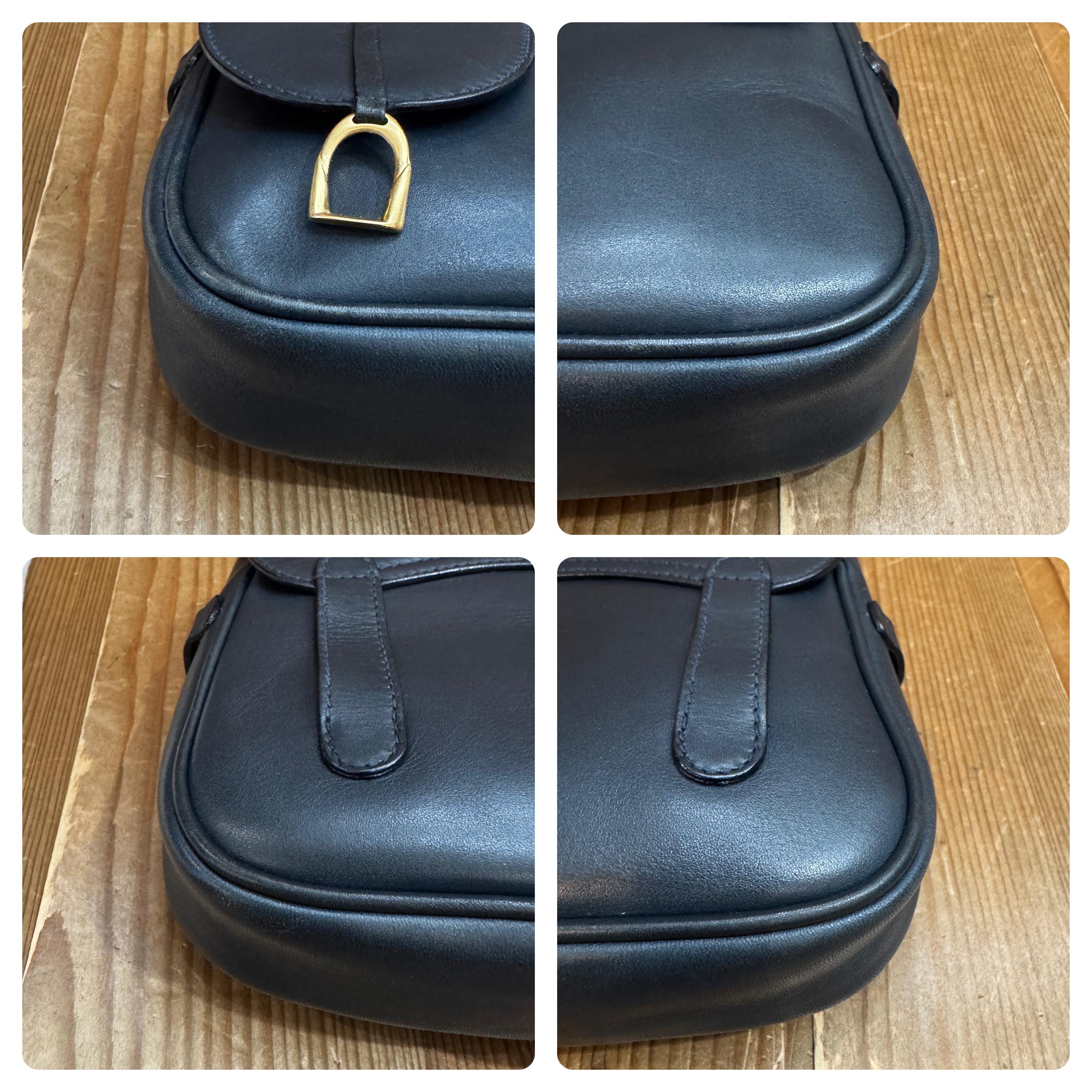 Black 1990s Vintage GUCCI Mini Calfskin Leather Saddle Two-Way Crossbody Belt Bag Navy For Sale