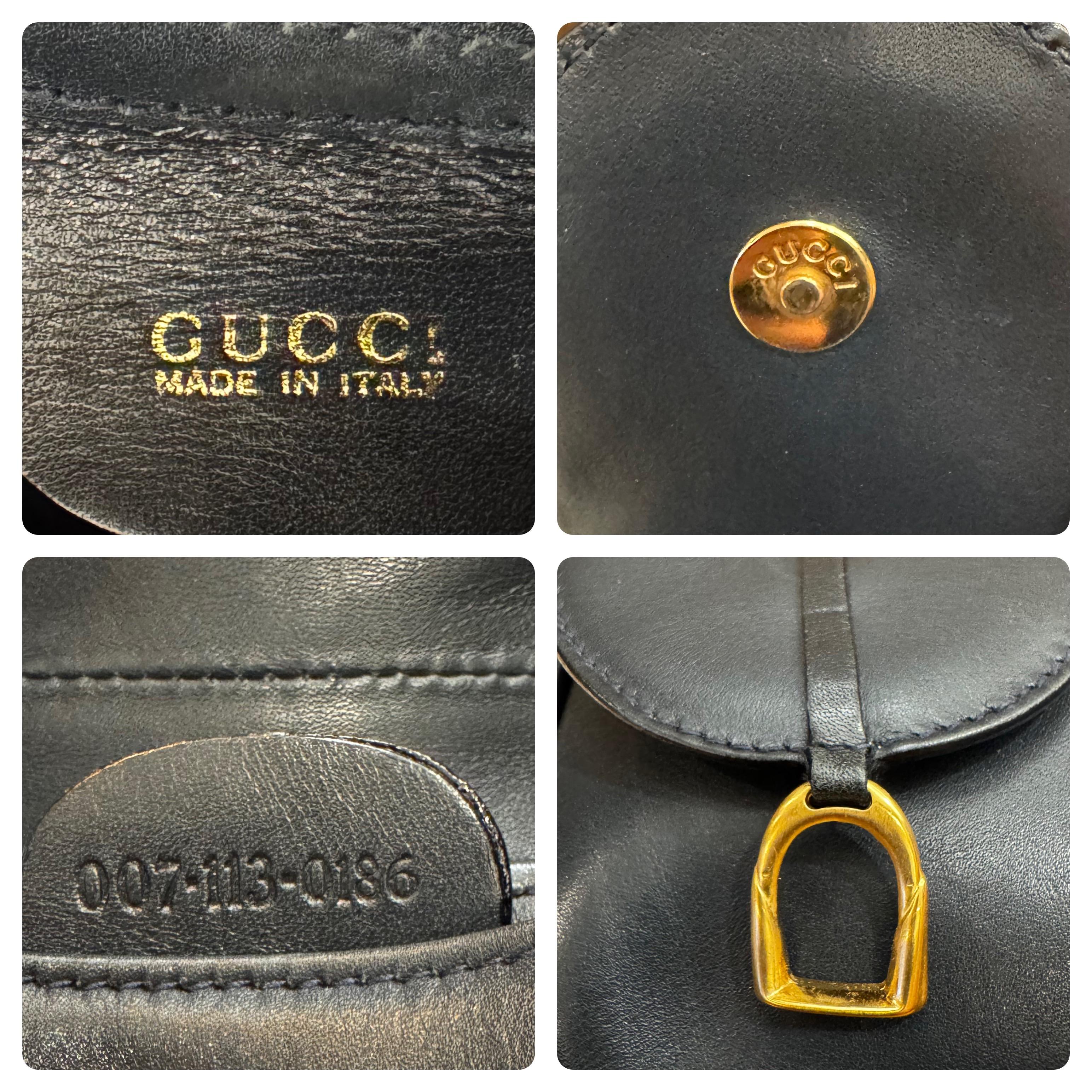 1990s Vintage GUCCI Mini Calfskin Leather Saddle Two-Way Crossbody Belt Bag Navy For Sale 1
