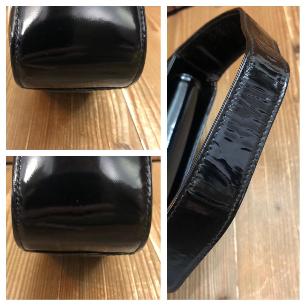 1990s Vintage GUCCI Mini Hobo Handbag Patent Leather Black  For Sale 2
