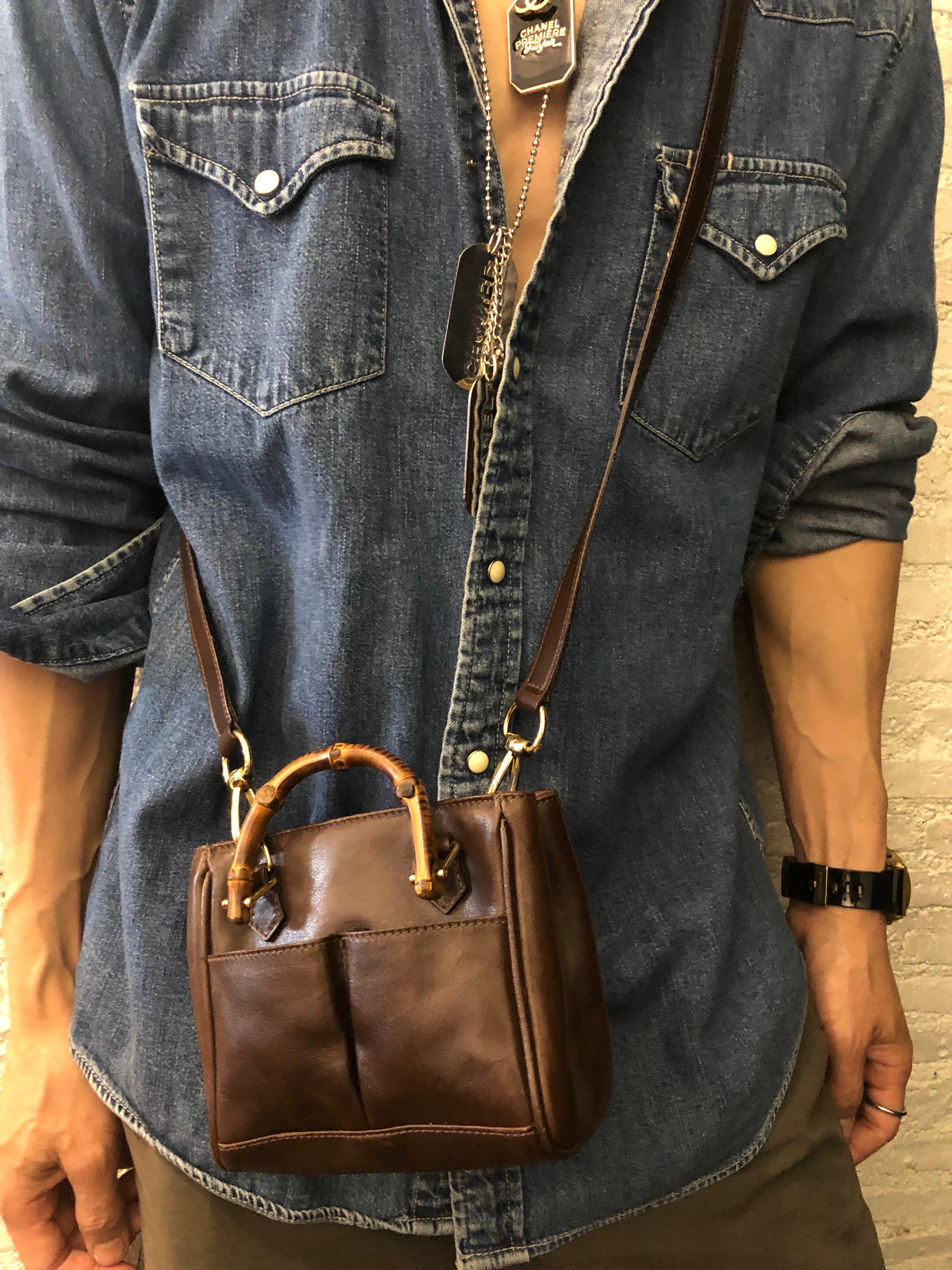 Women's or Men's 1990s Vintage GUCCI Mini Leather Bamboo Two-Way Crossbody Handbag Chocolate