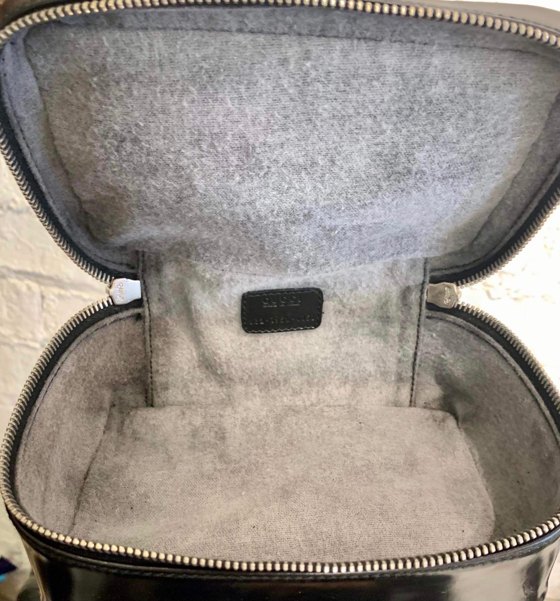 1990s Vintage GUCCI Mini Vanity Case Hand Bag Polished Leather Black 7