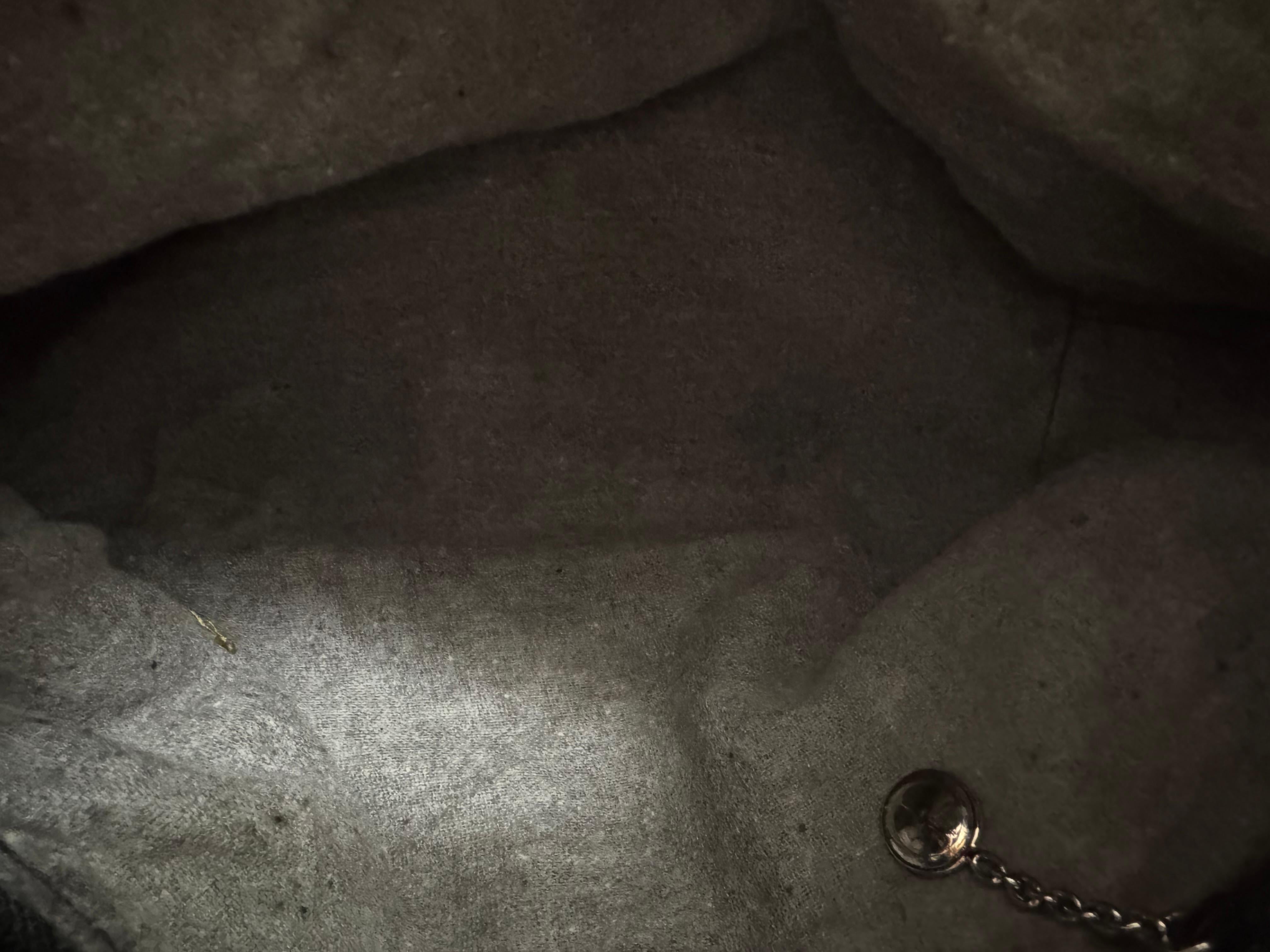 1990s Vintage GUCCI Mini Satin Bamboo Hand Bag Black en vente 3