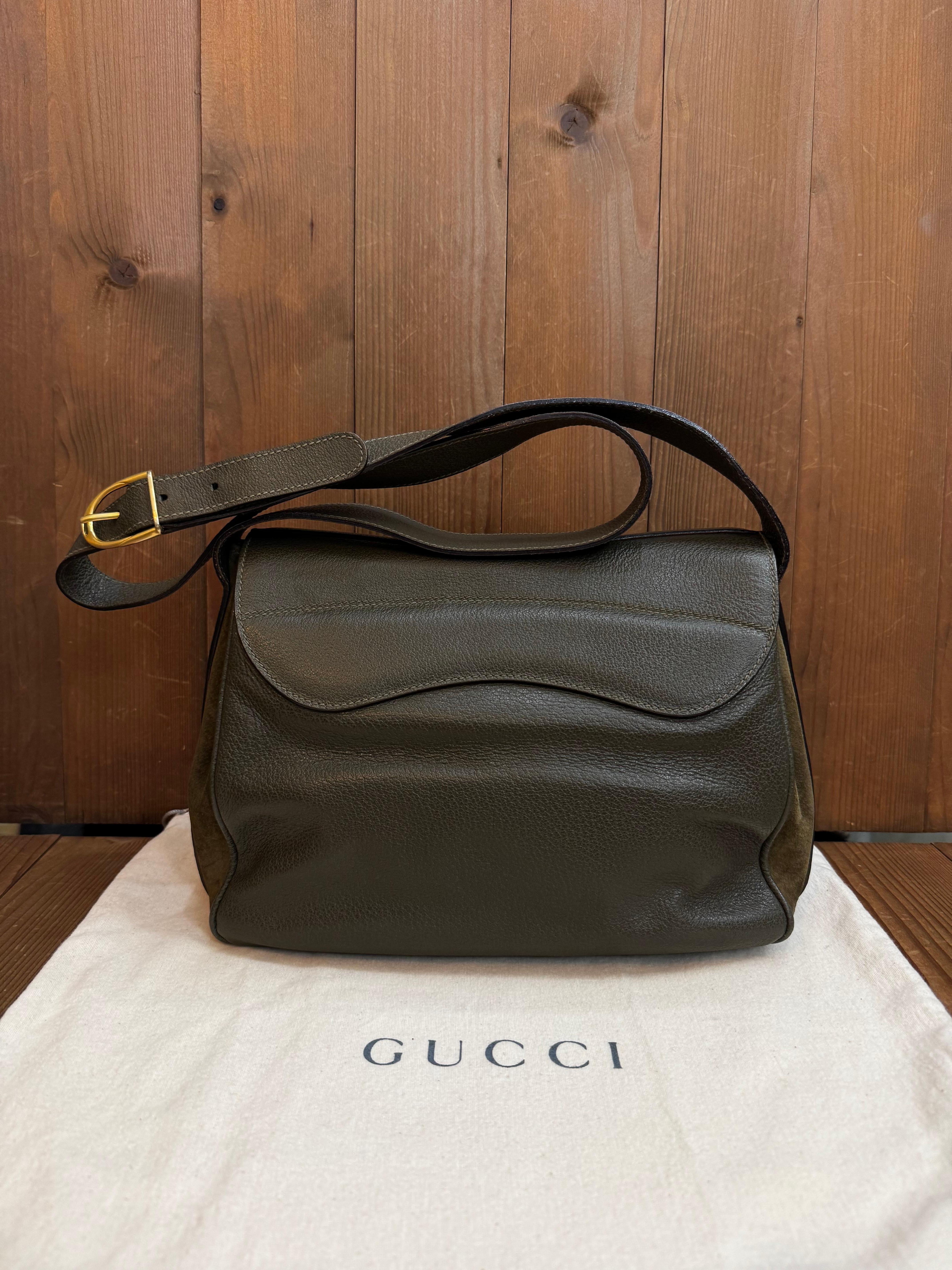 Noir 1990 Vintage GUCCI Nubuck Pigskin Leather Saddle Camera Bag Green Mens Unisex en vente
