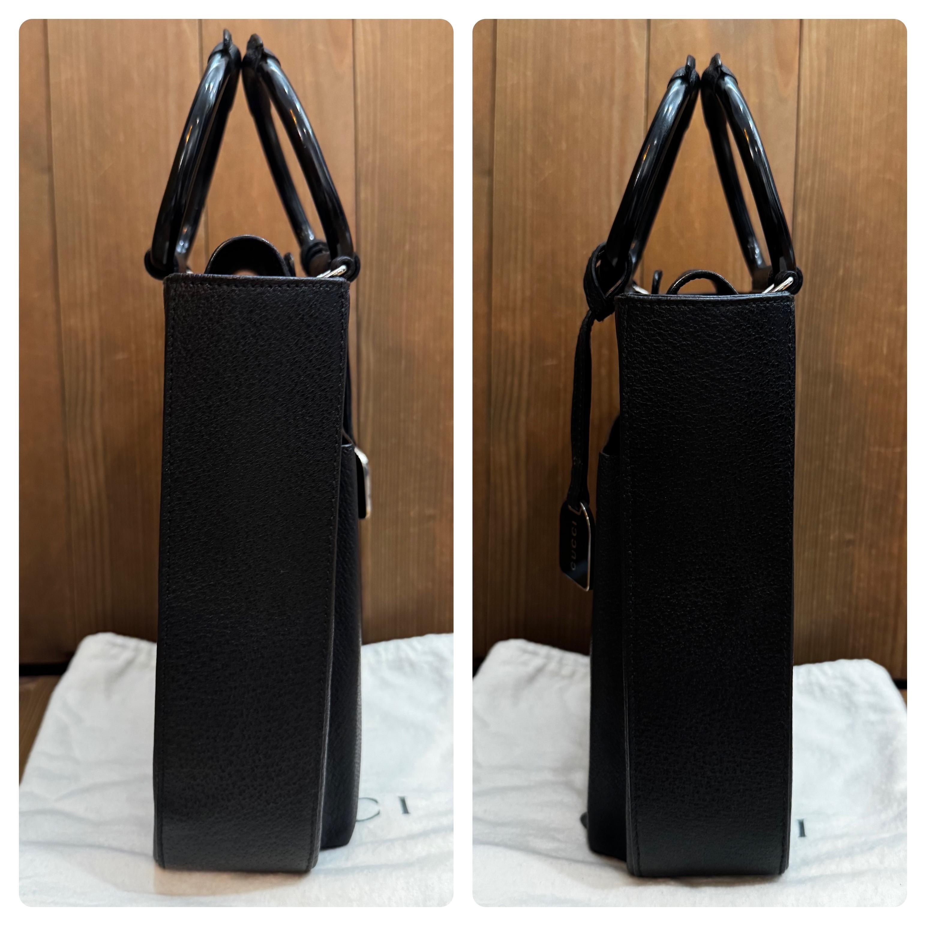 1990s Vintage GUCCI Pigskin Leather Tote Bag Black Small For Sale 4